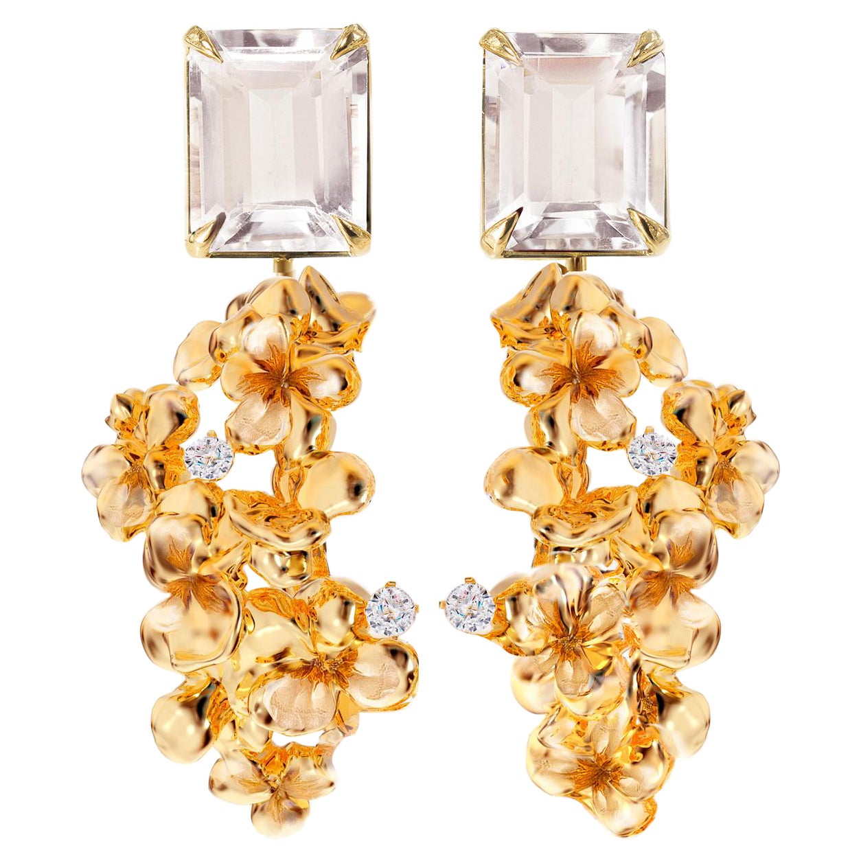 Pendientes de oro amarillo de dieciocho quilates con diamantes y morganitas rosa claro