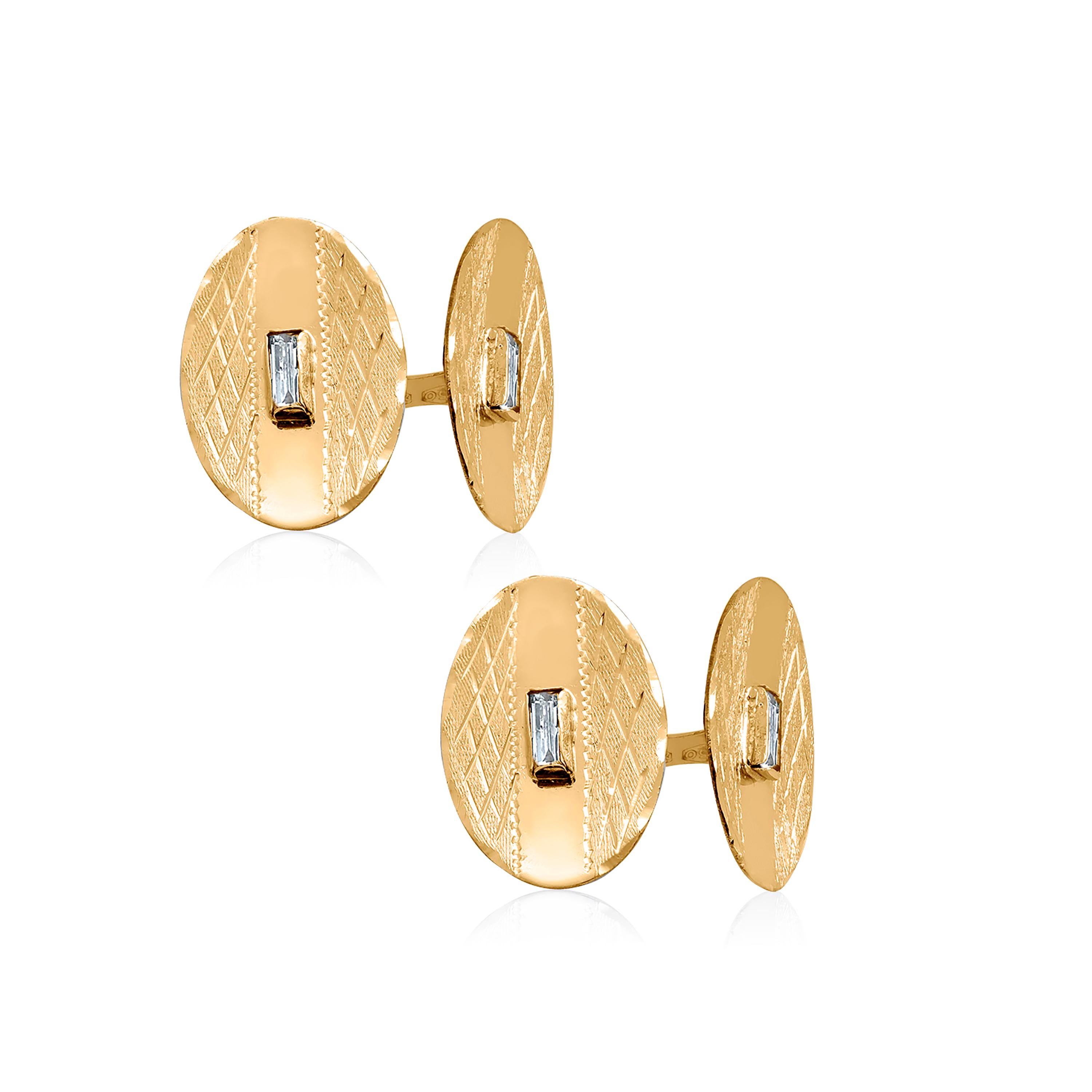 Eighteen Karat Yellow Gold Textured Oval Tablets Cufflinks In Good Condition In New York, NY