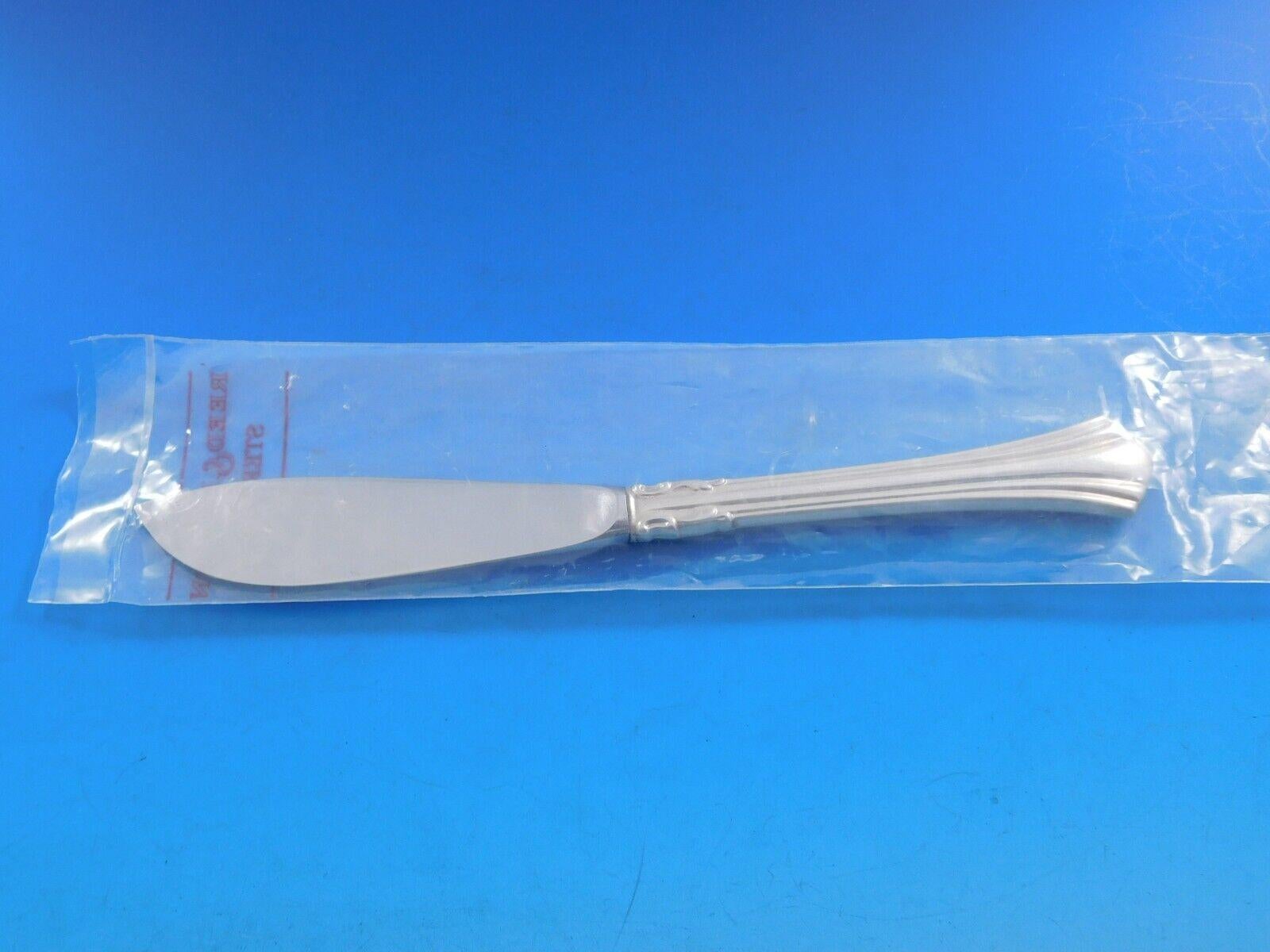 XVIIIe siècle par Reed & Barton Set de couverts en argent Sterling 67 pcs Nouveau en vente 2