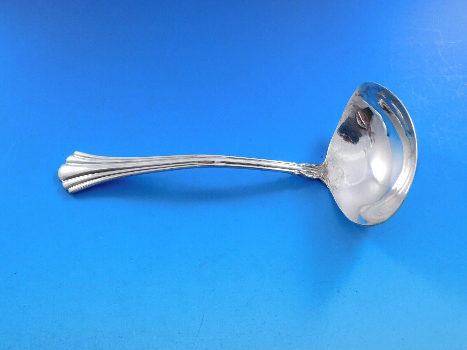 XVIIIe siècle par Reed & Barton Set de couverts en argent Sterling 67 pcs Nouveau en vente 3