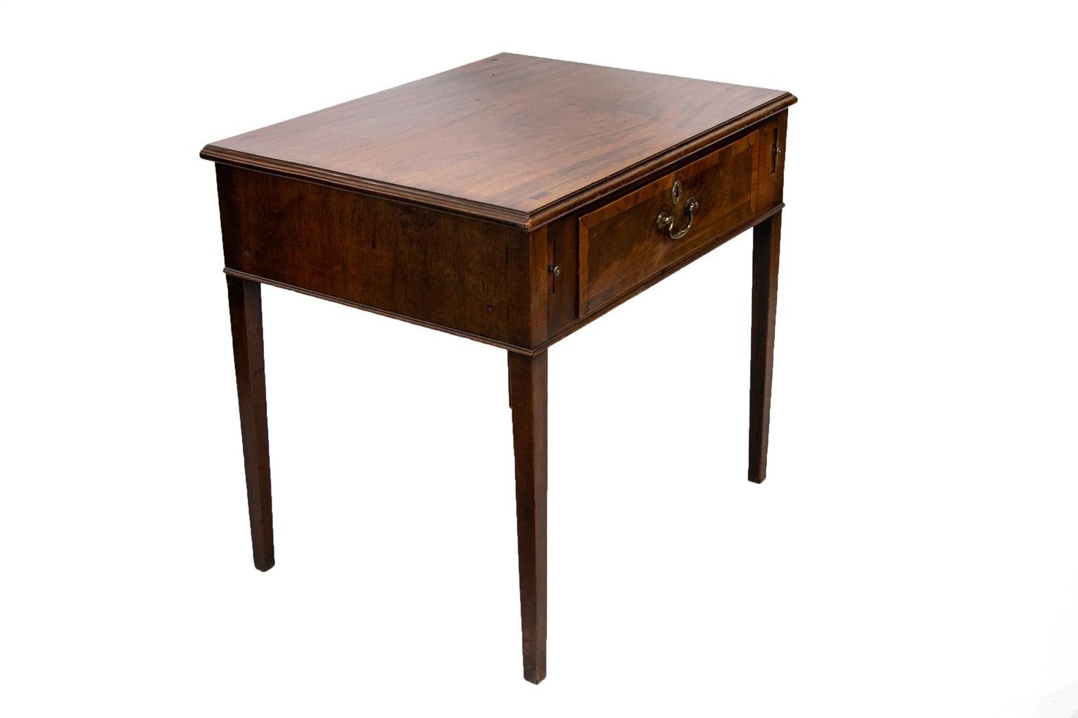 Table George III du XVIIIe siècle en vente 3