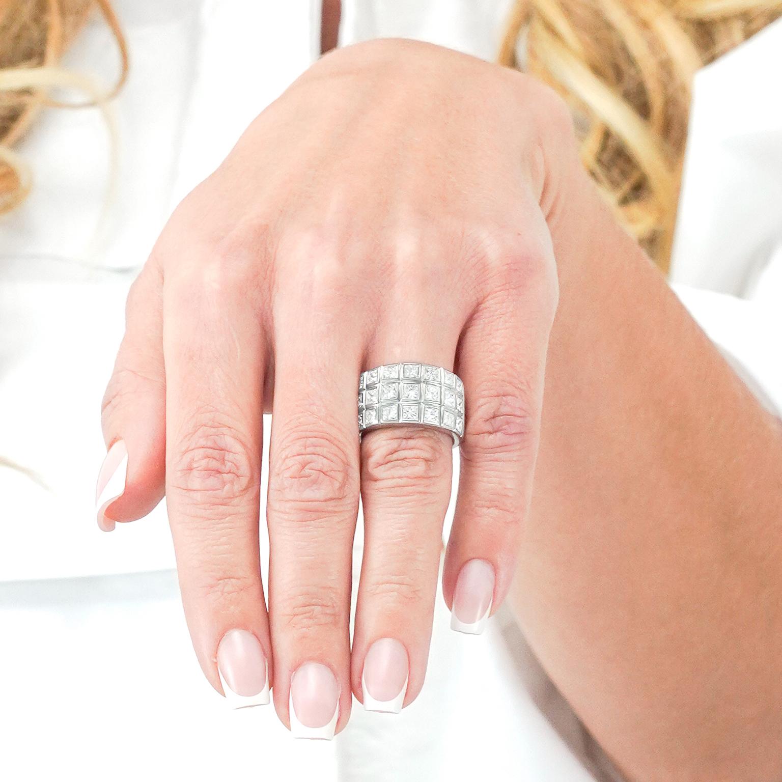Eighties Modernist Diamond Ring In Excellent Condition In Litchfield, CT