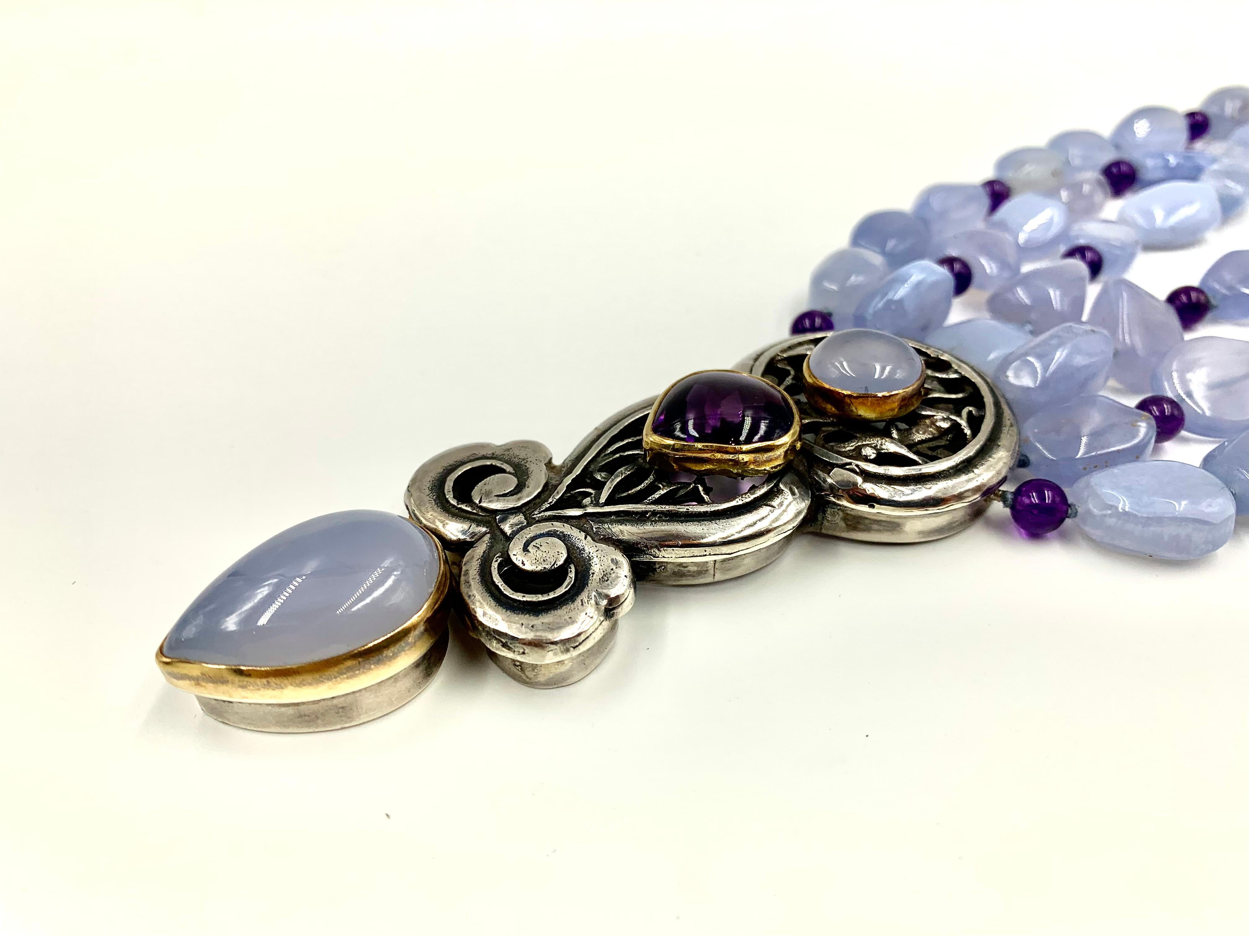 Eileen Coyne Blue Calcedony Cabochon Amethyst 22K Gold, Sterling Silver Necklace For Sale 3