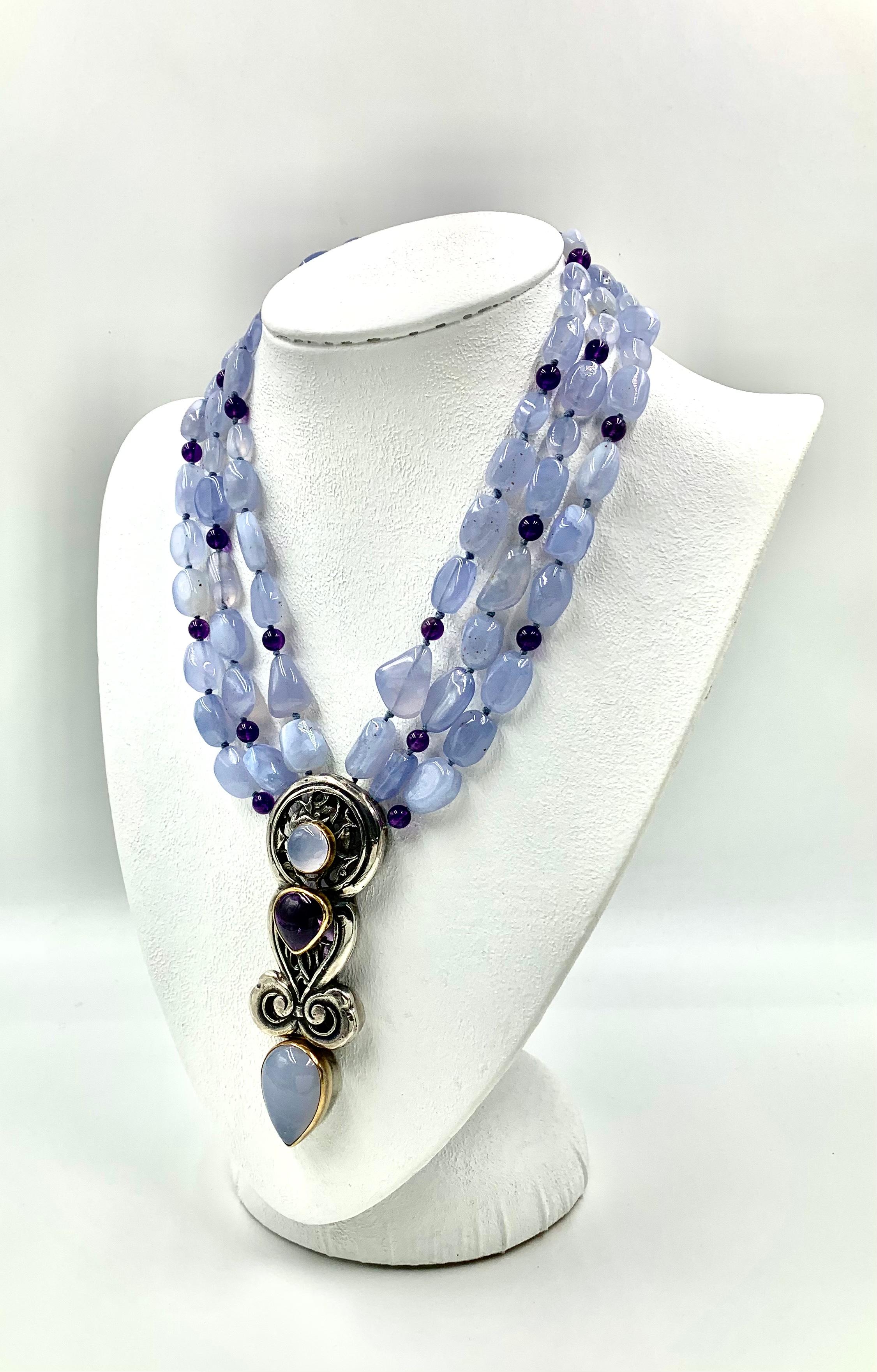 Women's or Men's Eileen Coyne Blue Calcedony Cabochon Amethyst 22K Gold, Sterling Silver Necklace For Sale