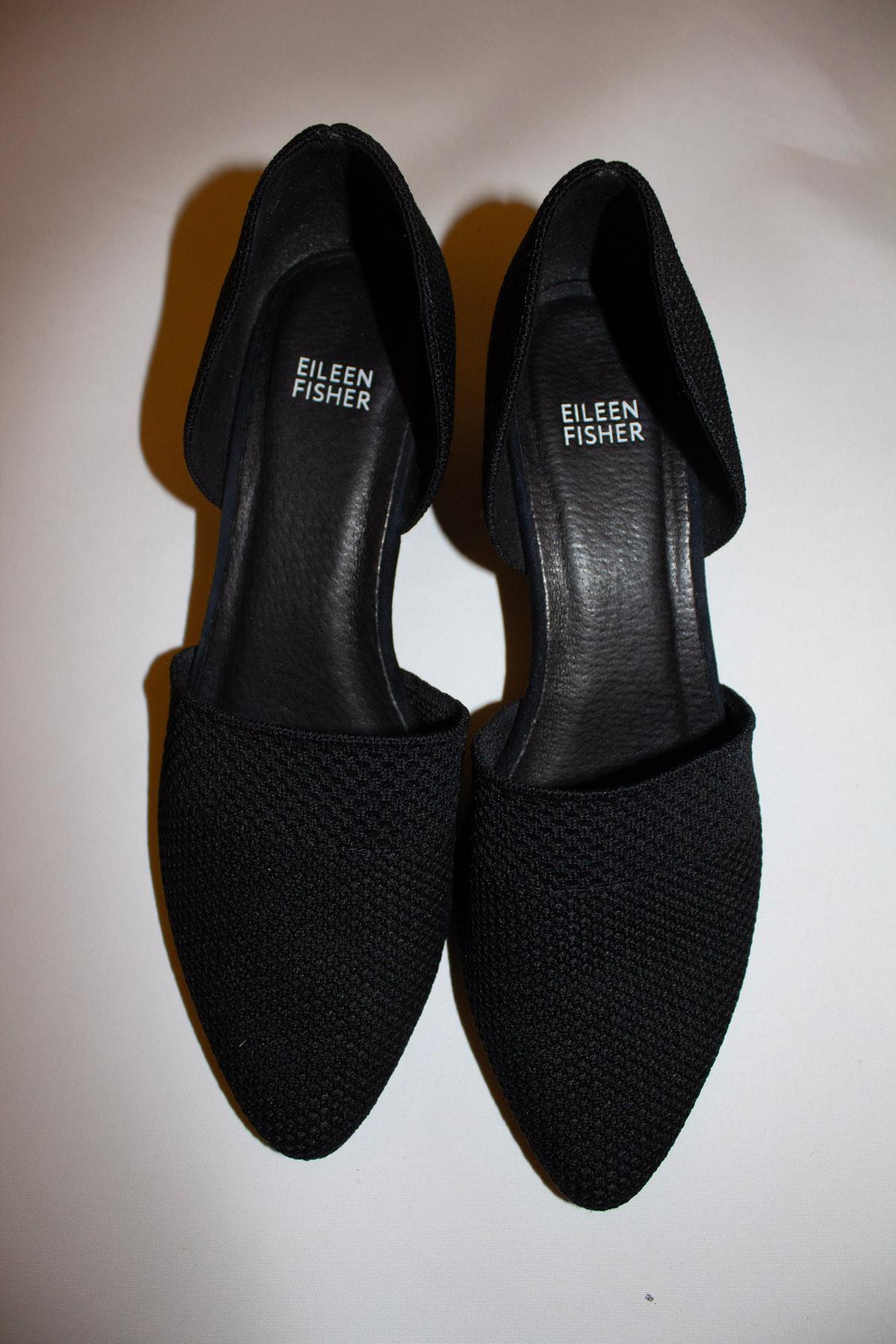 Eileen Fisher  Black Shoes with Interesting Heel In Good Condition For Sale In London, GB