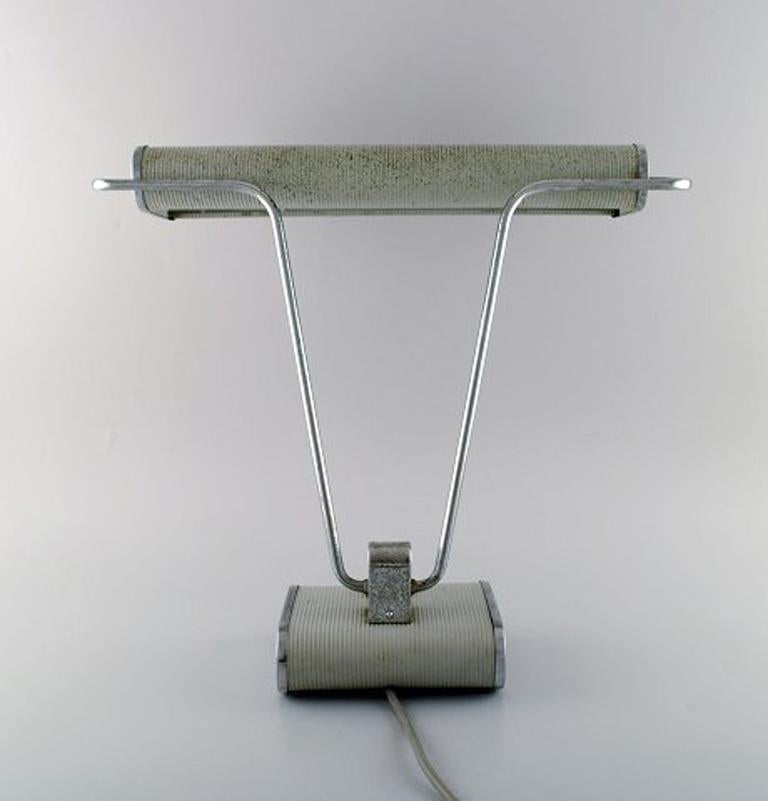 Eileen Gray 1878-1976, Chromed Iron Desk Lamp, Gray Lacquered, 1930s For Sale 1