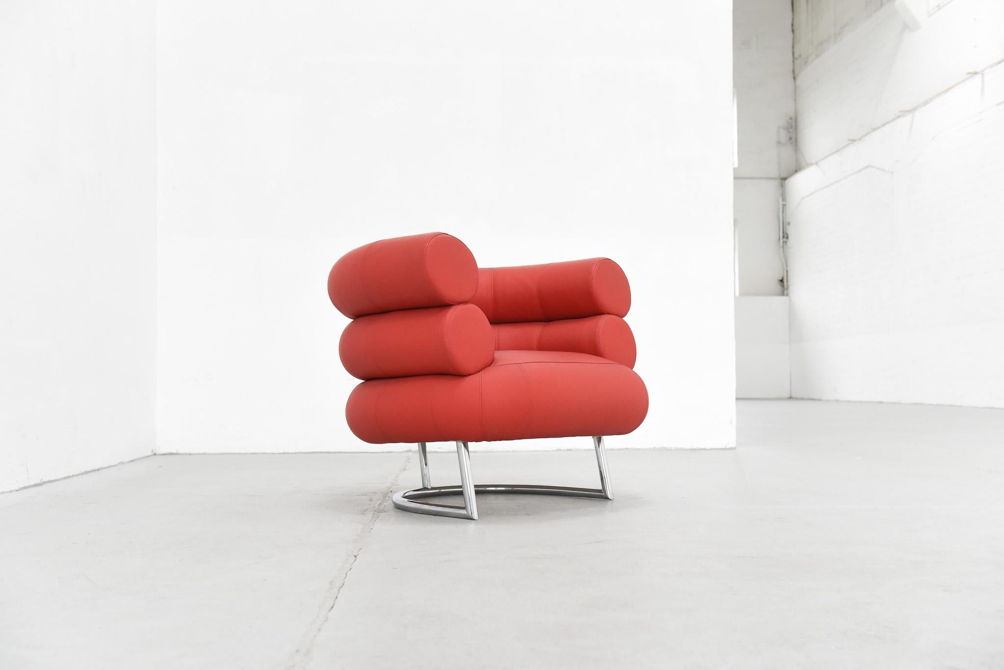 Original “Bibendum” armchair by Eileen Grey from 1926, manufactured by ClassiCon in red leather.

Like no other armchair, the armchair combines a majestic representative effect with charm and esprit. Eileen Gray underlined the character of her