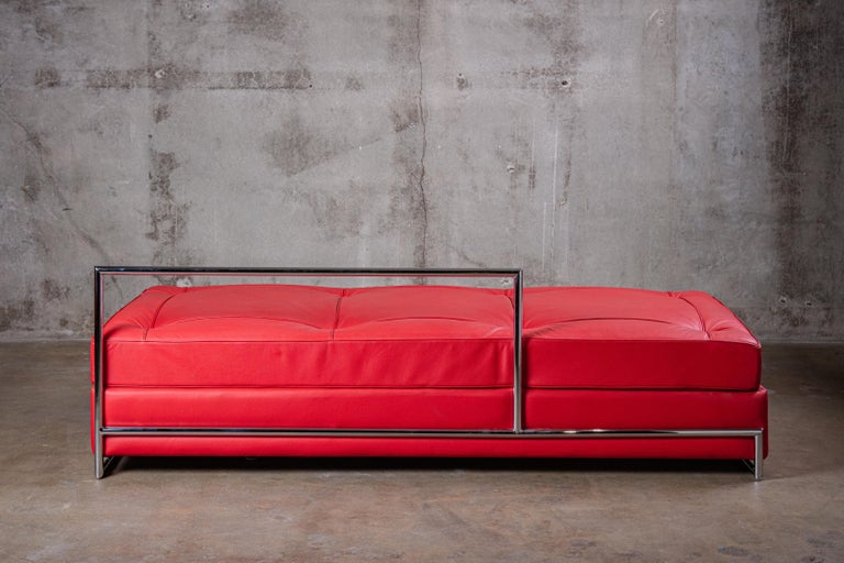 Red leather and tubular chrome daybed by Eileen Gray, 1980s.