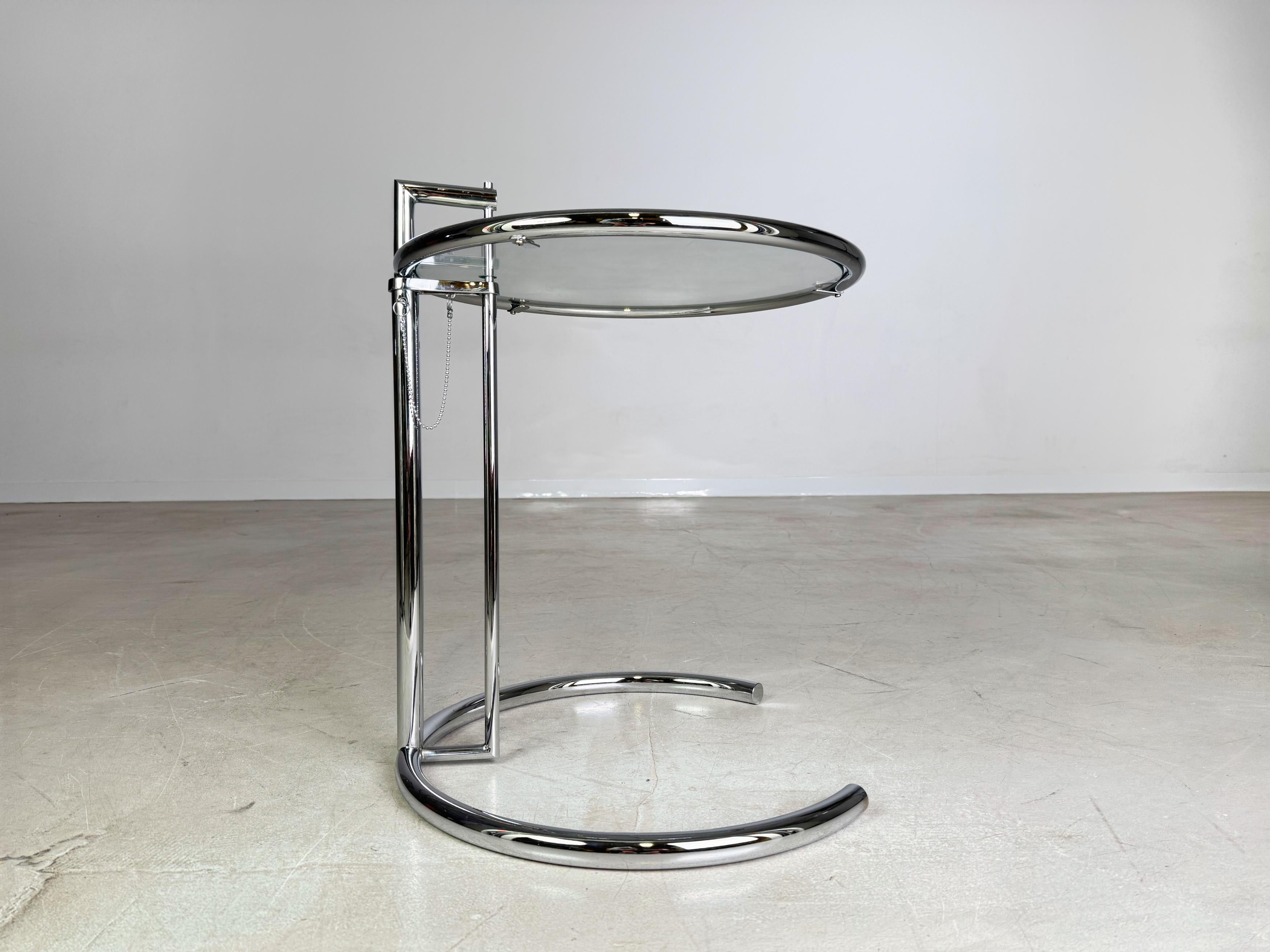 Tedesco Eileen Gray E1027 Tavolo Beistelltisch Couchtisch ClassiCon design in vendita