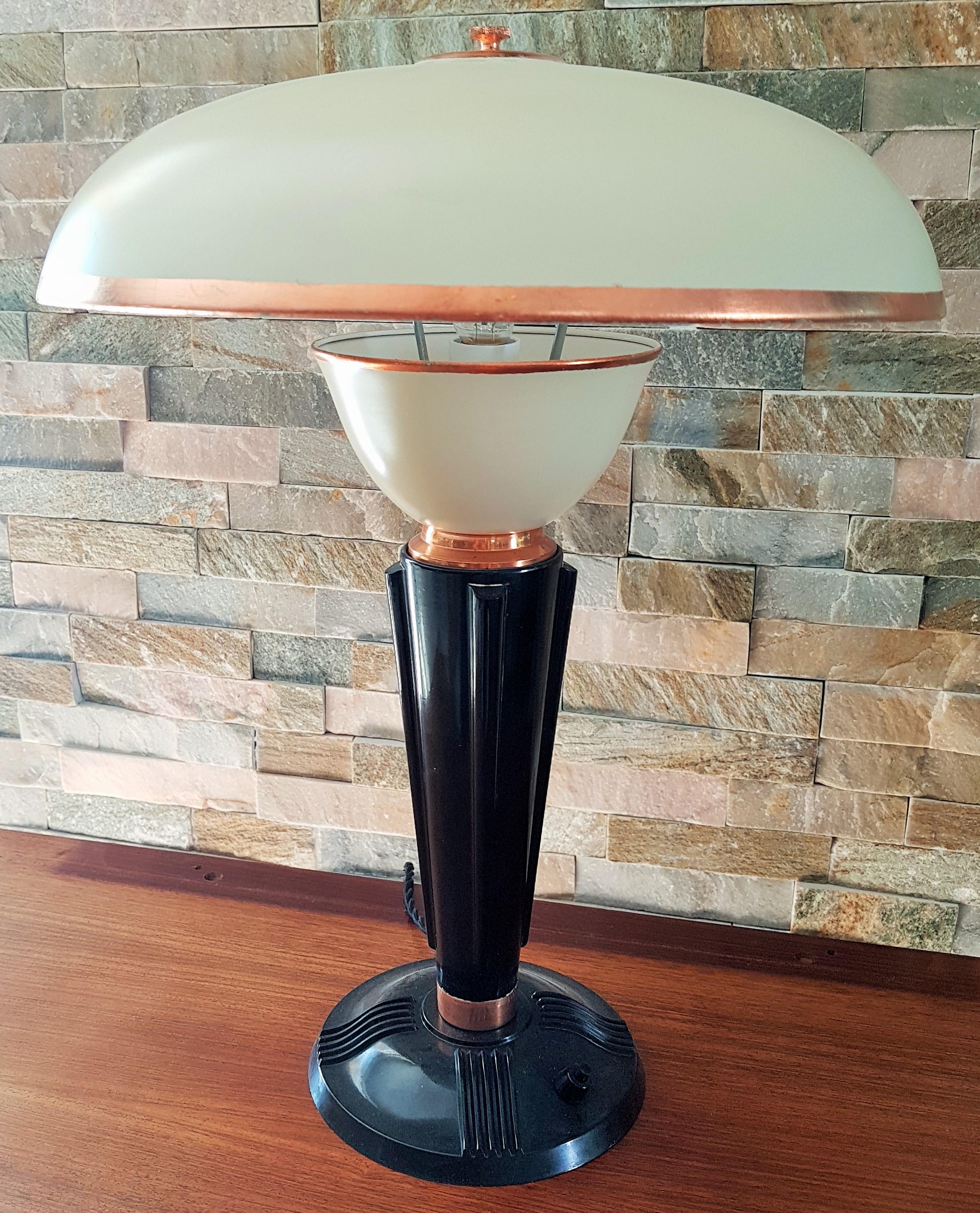 Eileen Gray for Jumo French Art Deco Bakelite Desk/Table Lamp 10