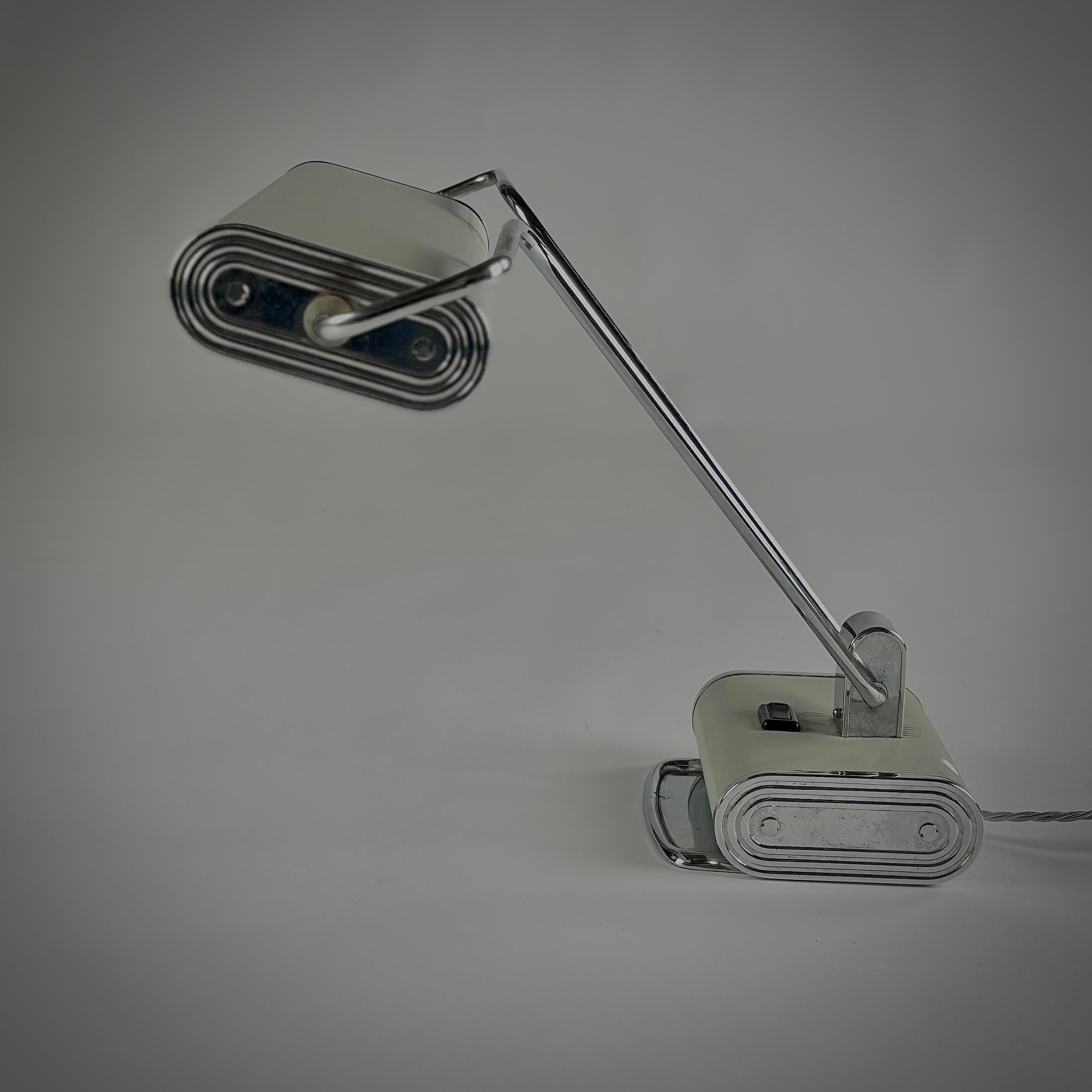 French Eileen Gray Jumo No.71 Desk Lamp For Sale