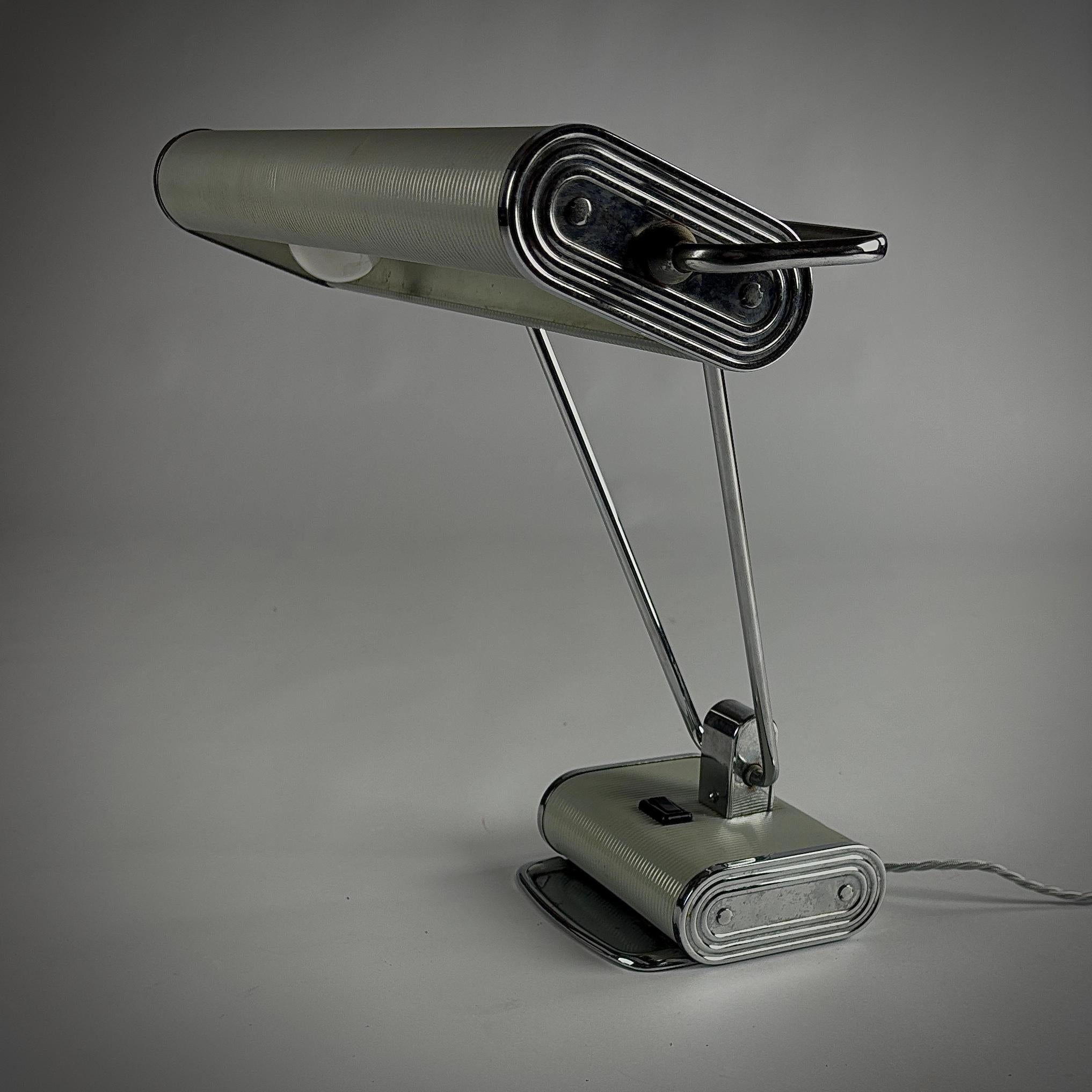 20th Century Eileen Gray Jumo No.71 Desk Lamp For Sale