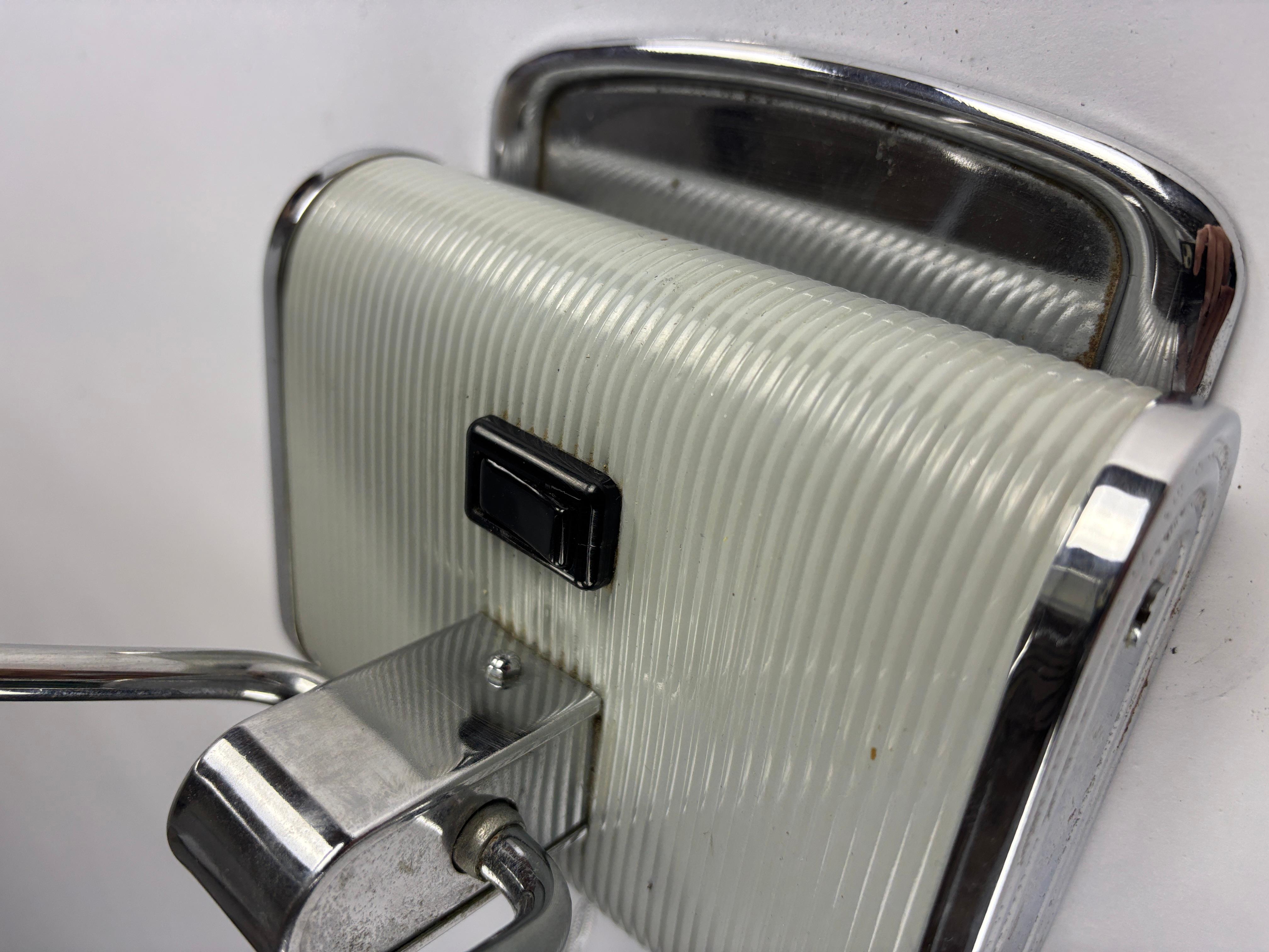 Eileen Gray Jumo No.71 Desk Lamp For Sale 3