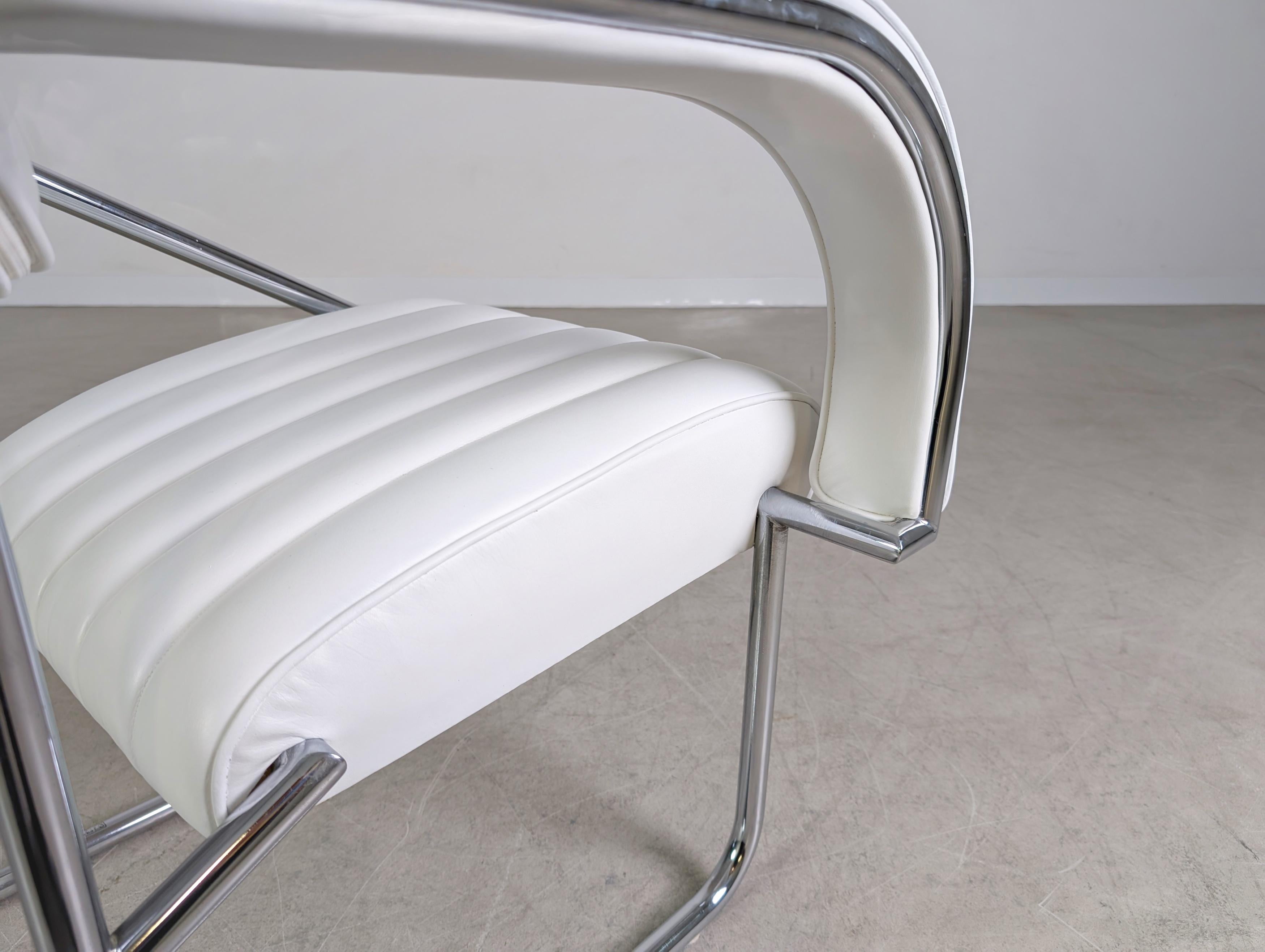 Eileen Gray Non Conformist Sessel weiß Vereinigte Werkstätten Múnich en venta 4