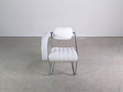 Eileen Gray Non Conformist Sessel weiß Vereinigte Werkstätten Munich