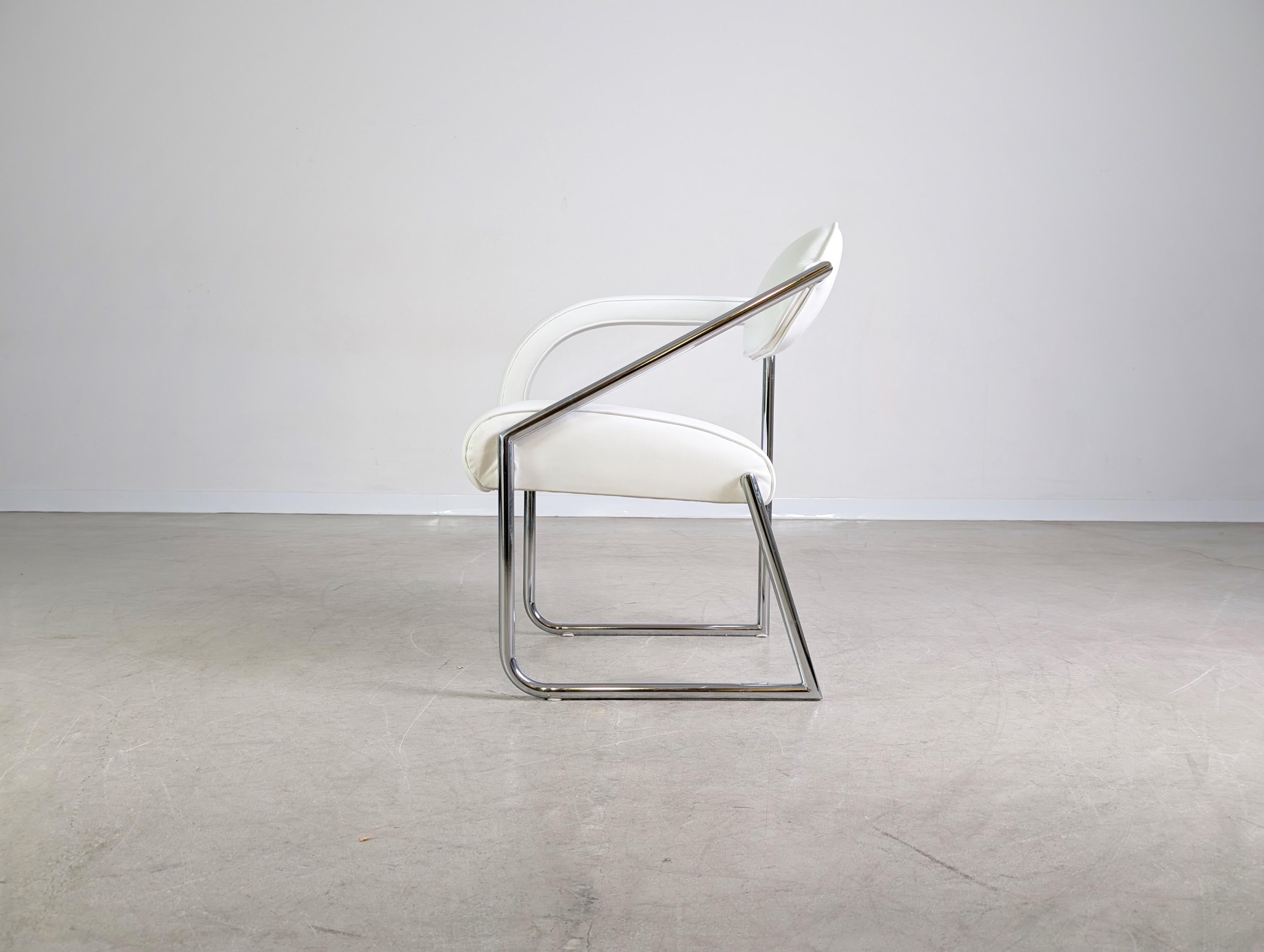 Eileen Gray Non Conformist Sessel weiß Vereinigte Werkstätten Múnich finales del siglo XX en venta