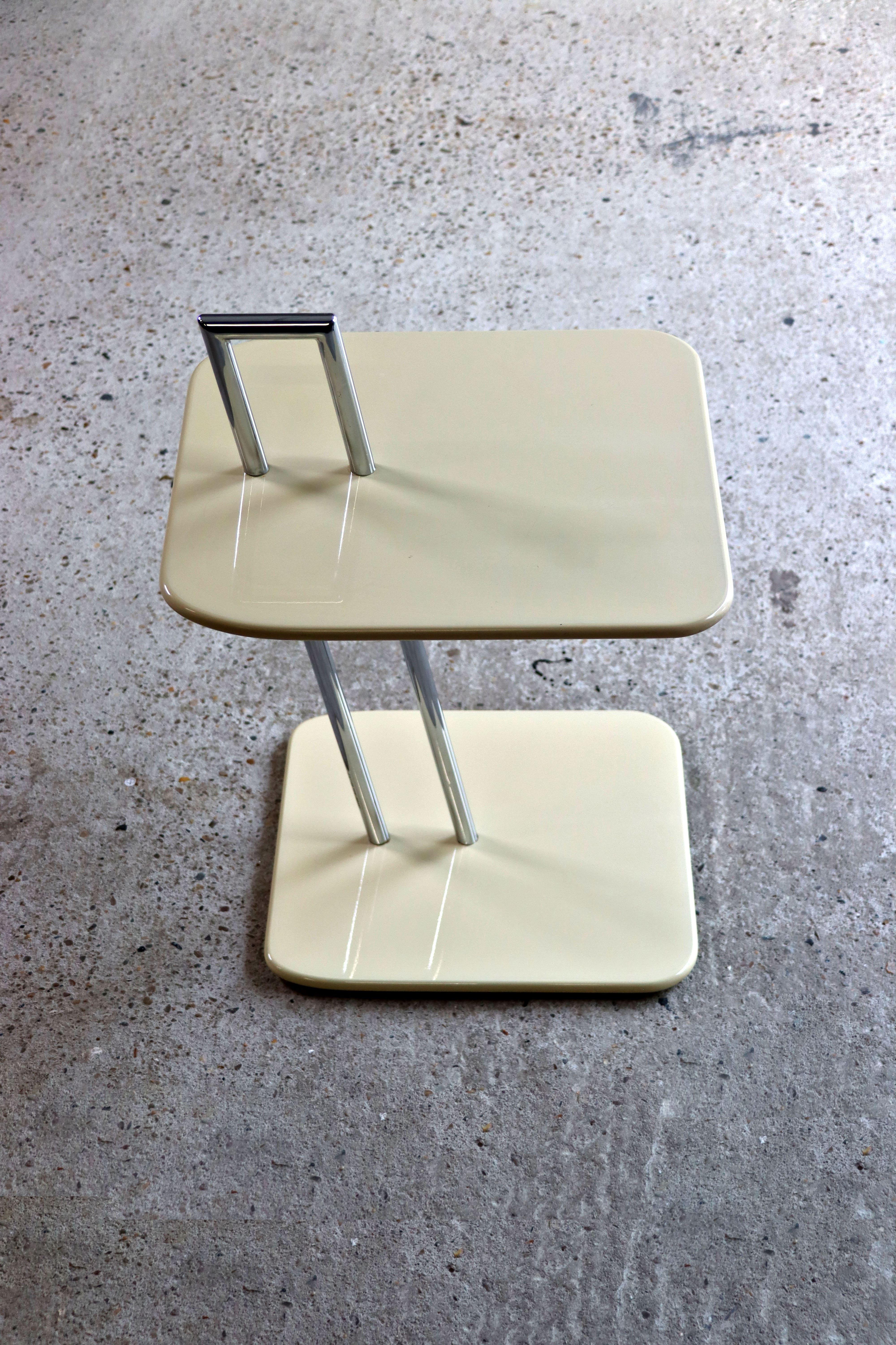 Late 20th Century Eileen Gray – Occasional – Table – Creme – 1970s For Sale