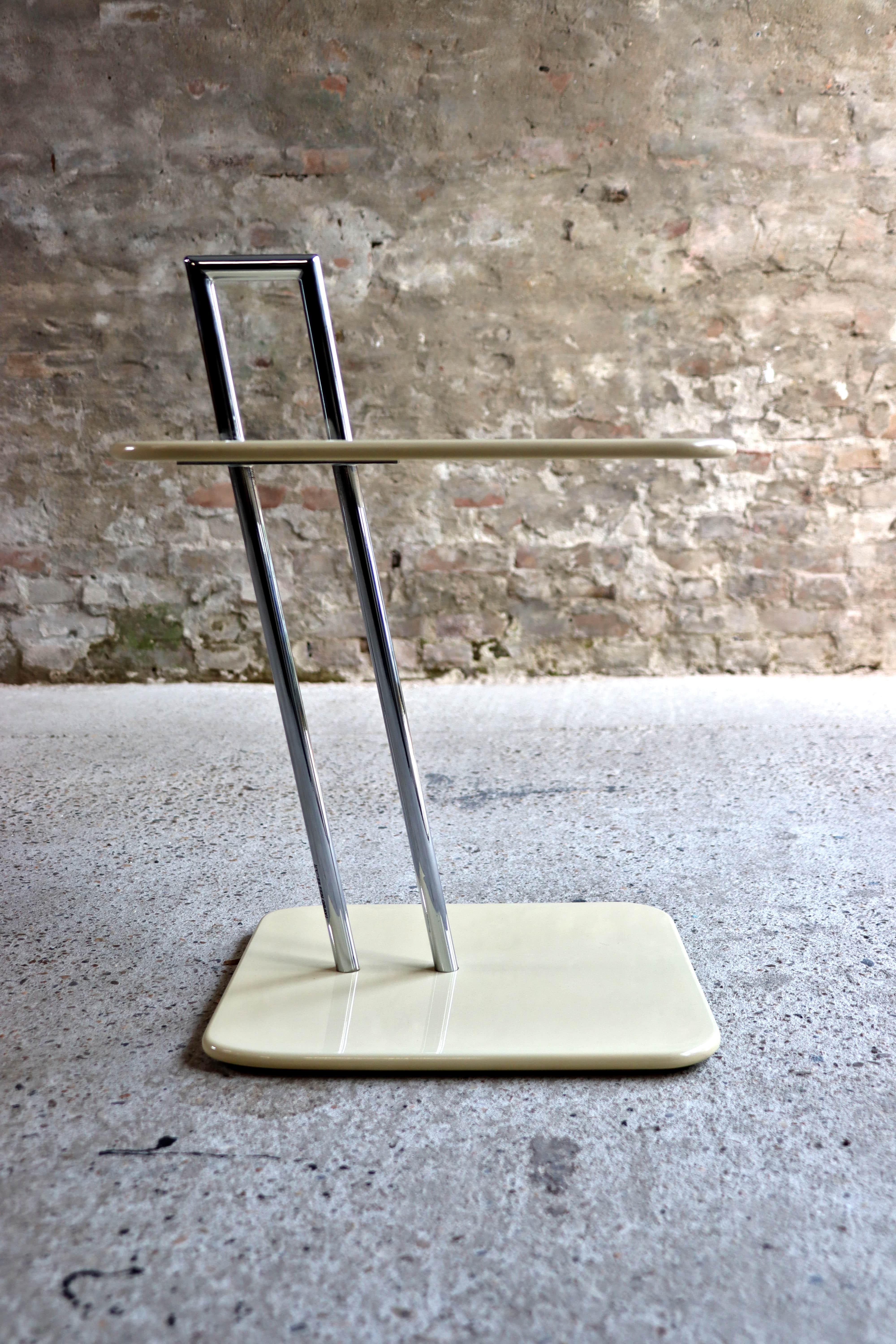 Eileen Gray – Occasional – Table – Creme – 1970s For Sale 2