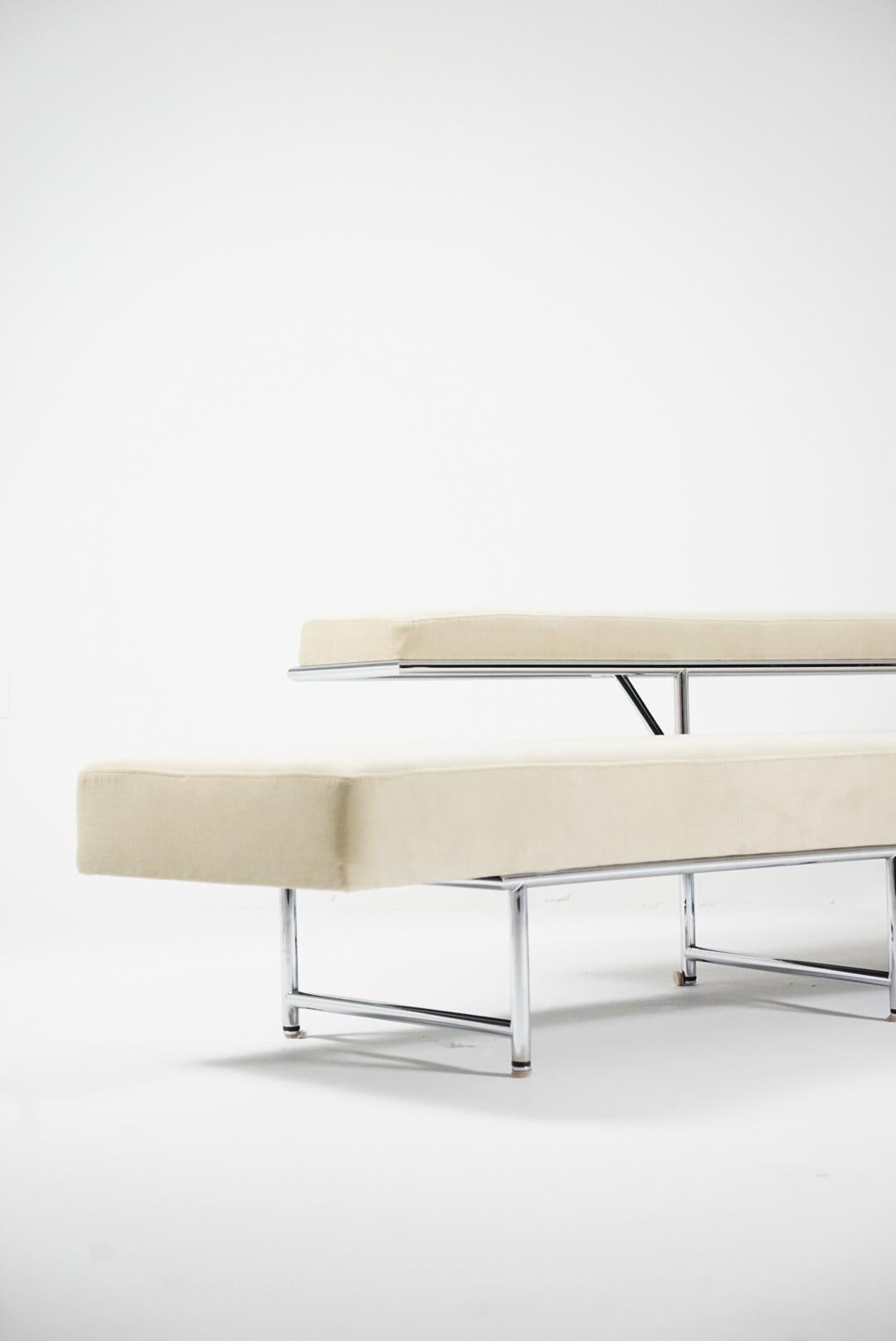Eileen Gray Original Monte Carlo Sofa Chaise in Italian Mohair 9