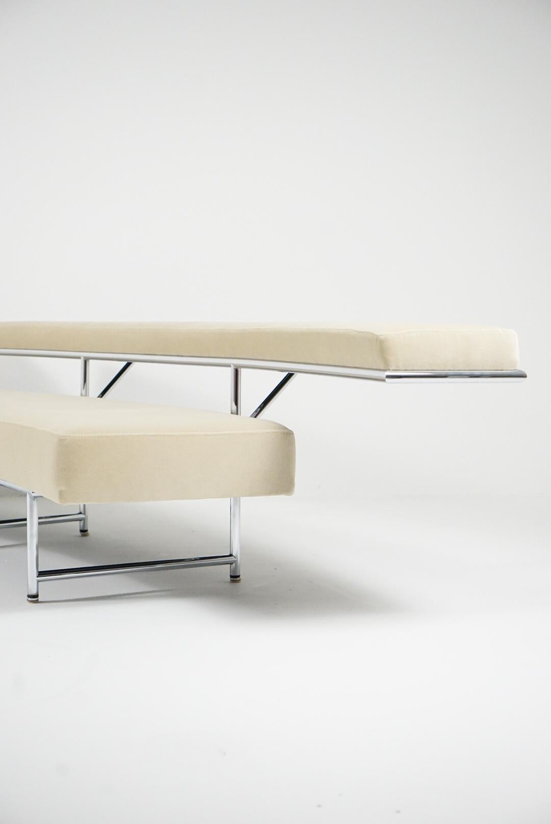 Eileen Gray Original Monte Carlo Sofa Chaise in Italian Mohair In Good Condition In San Diego, CA