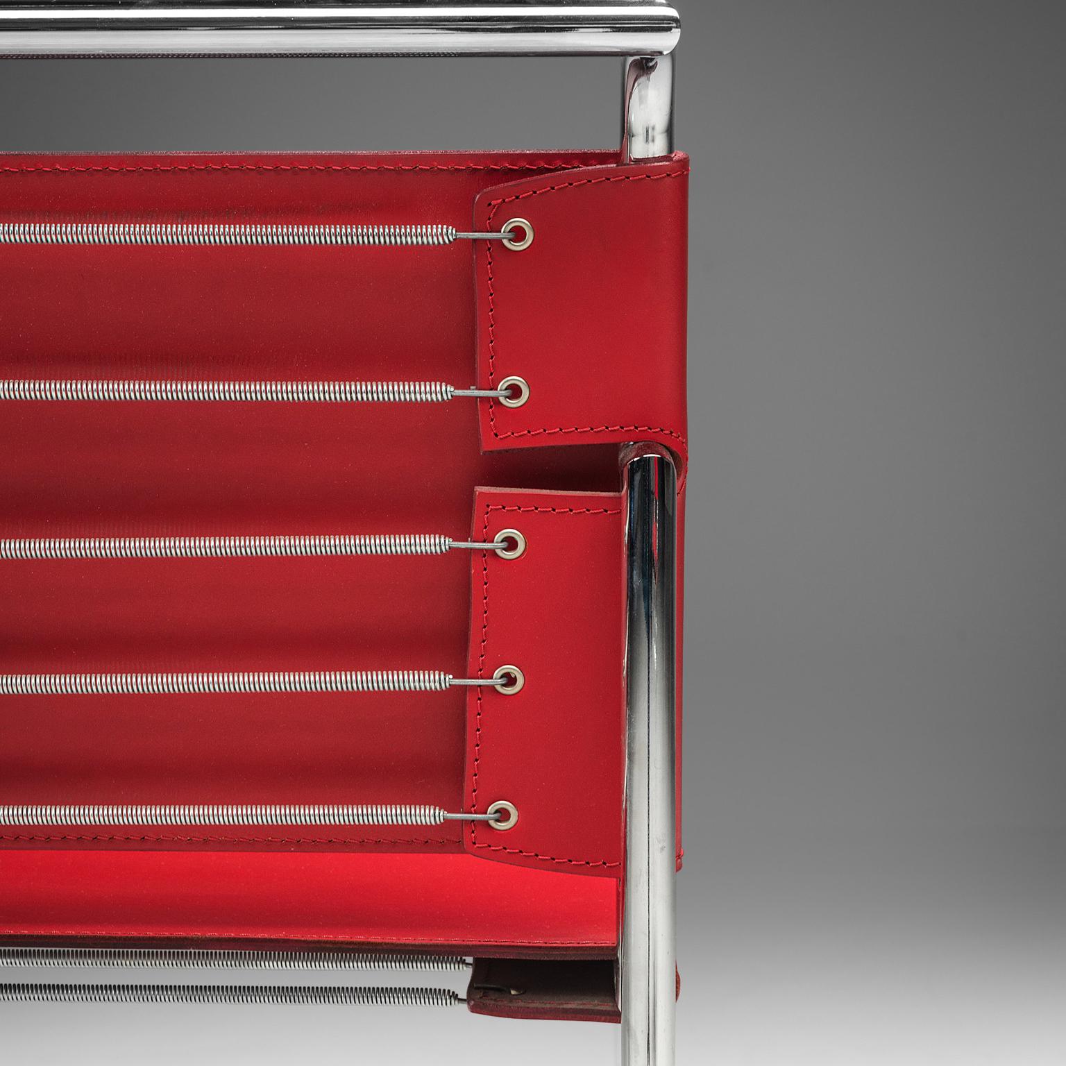 Eileen Graues Paar „Roquebrune“-Esszimmerstühle aus rotem Leder (Stahl) im Angebot