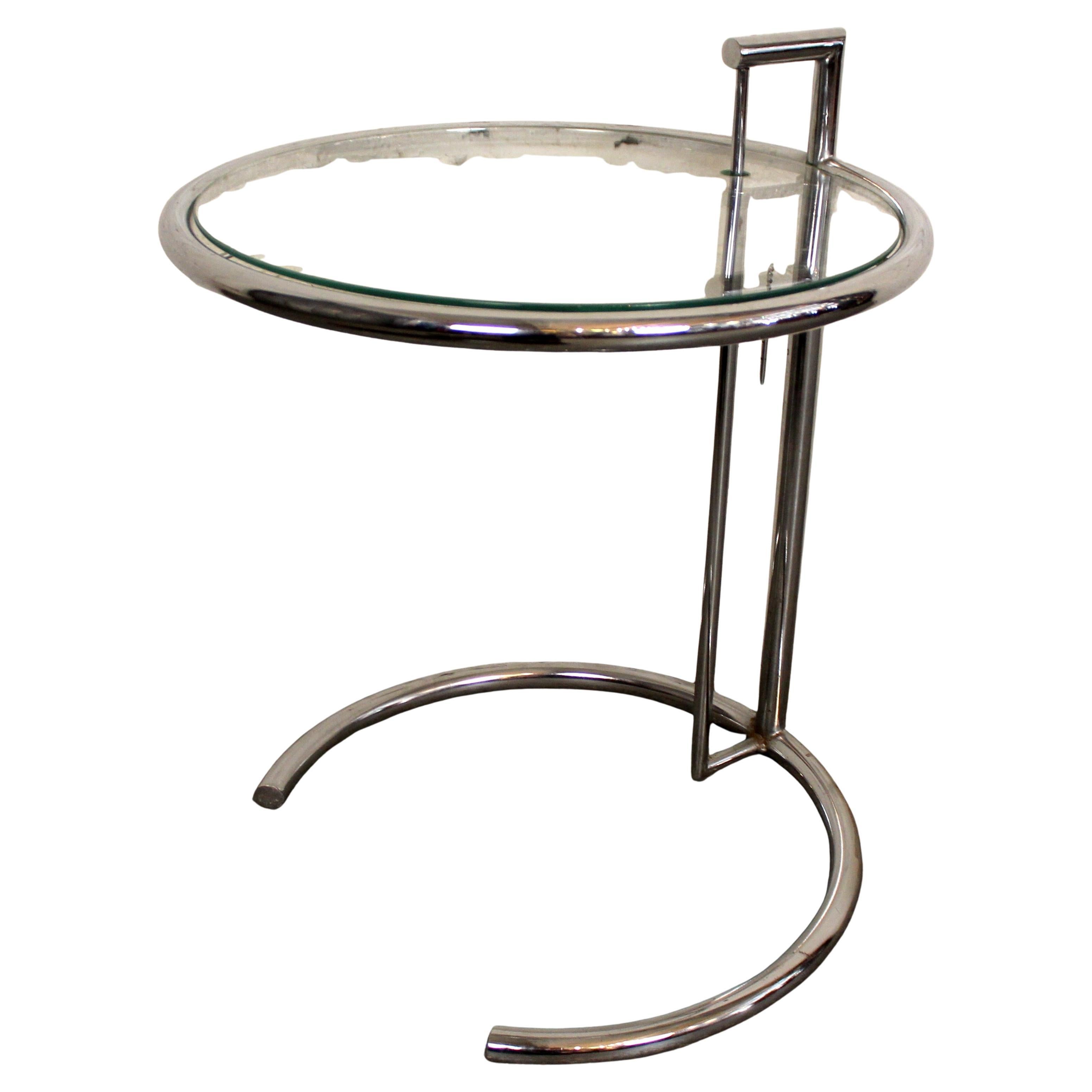 Table d'appoint réglable en chrome de style Eileen Gray par Italstudio en vente