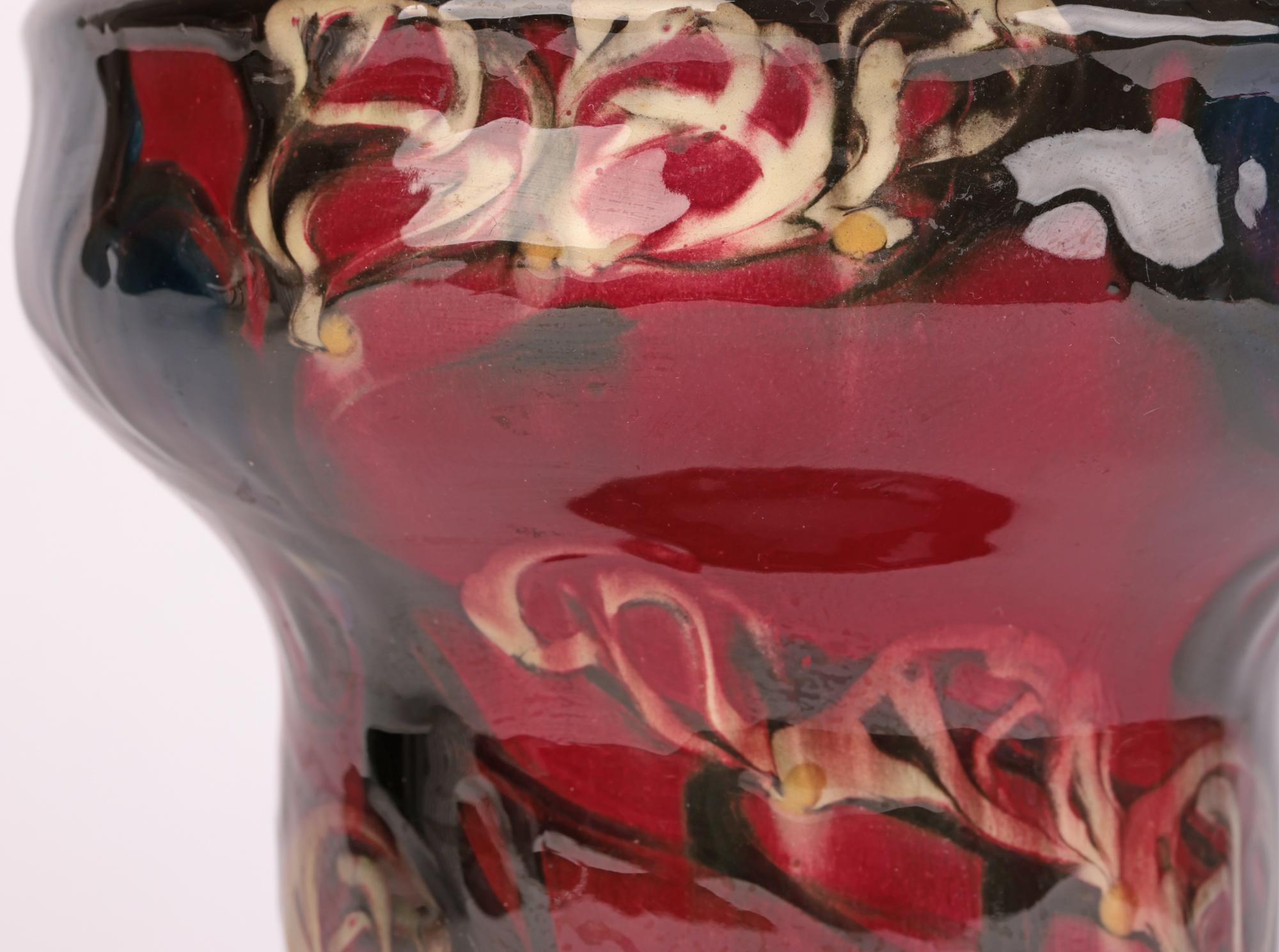Art nouveau Vase abstrait en poterie d'art Eiler Londal de Danico Skronvirke en vente