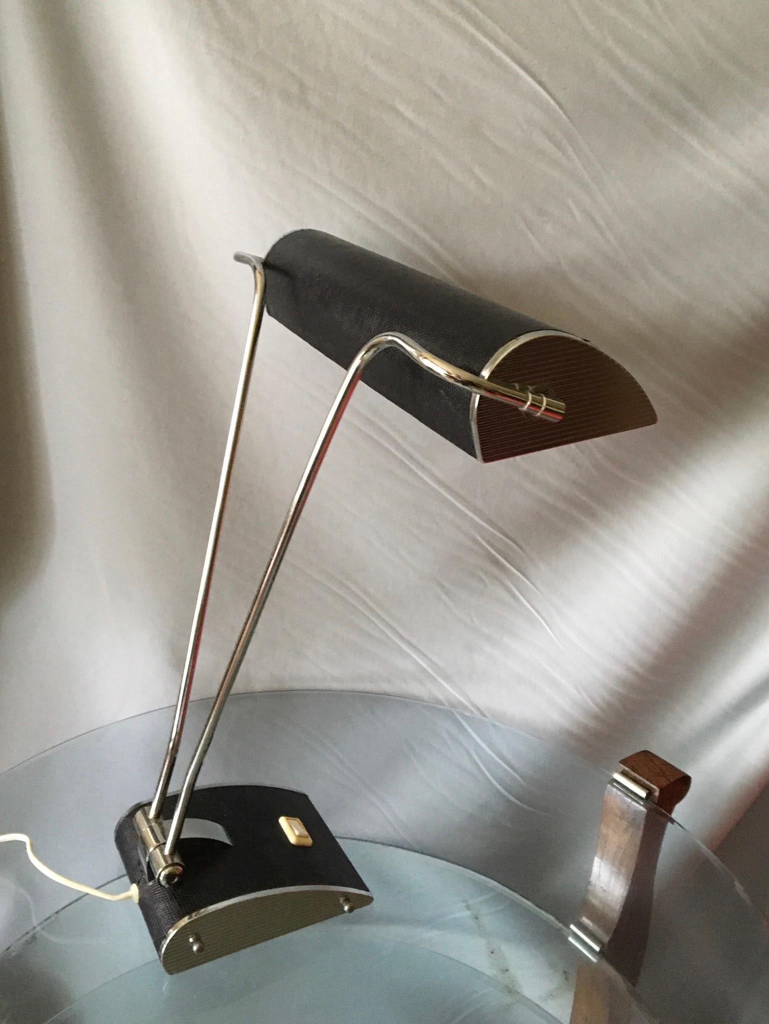 Eillen Gray Mid-Century Modern Table Lamp, France 1950 For Sale 2