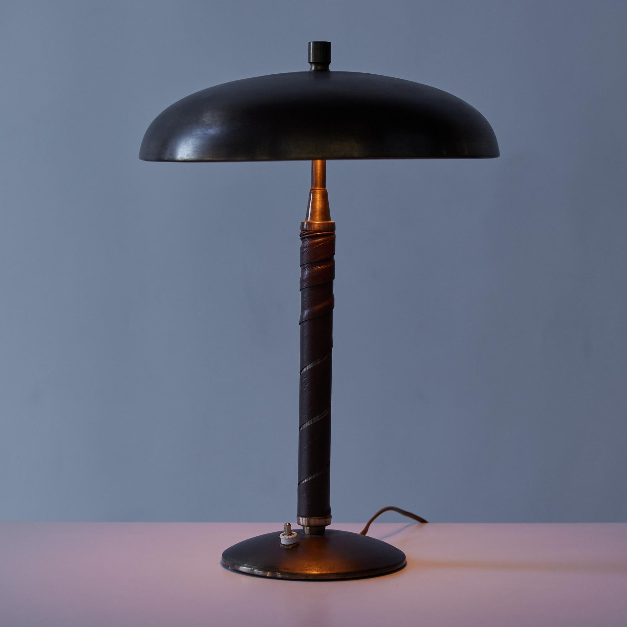Einar Bäckström Brass and Leather Table Lamp In Good Condition In Los Angeles, CA