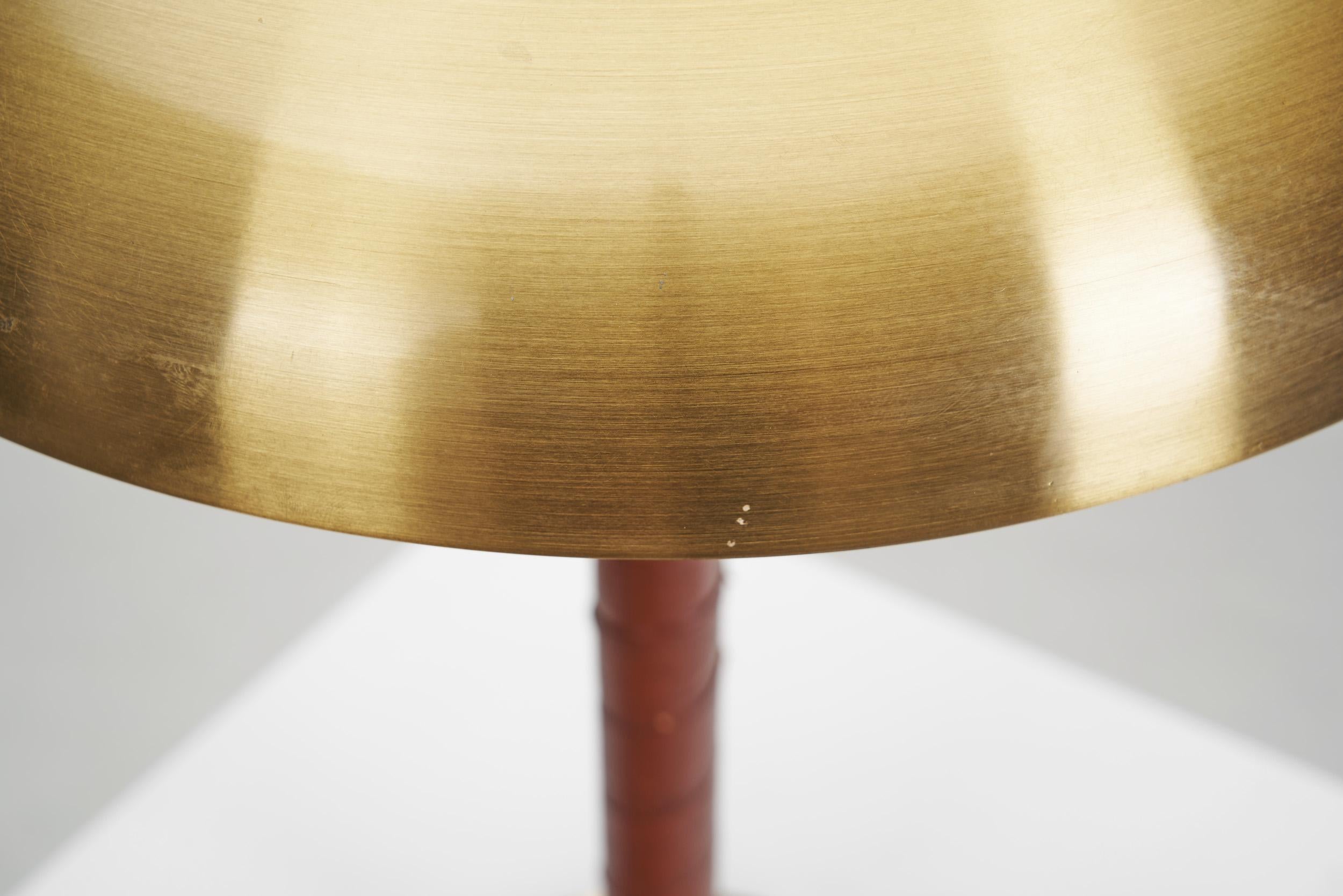 Lampe de table Einar Bäckström en laiton avec tige enveloppée de cuir, Suède, années 1940 en vente 5