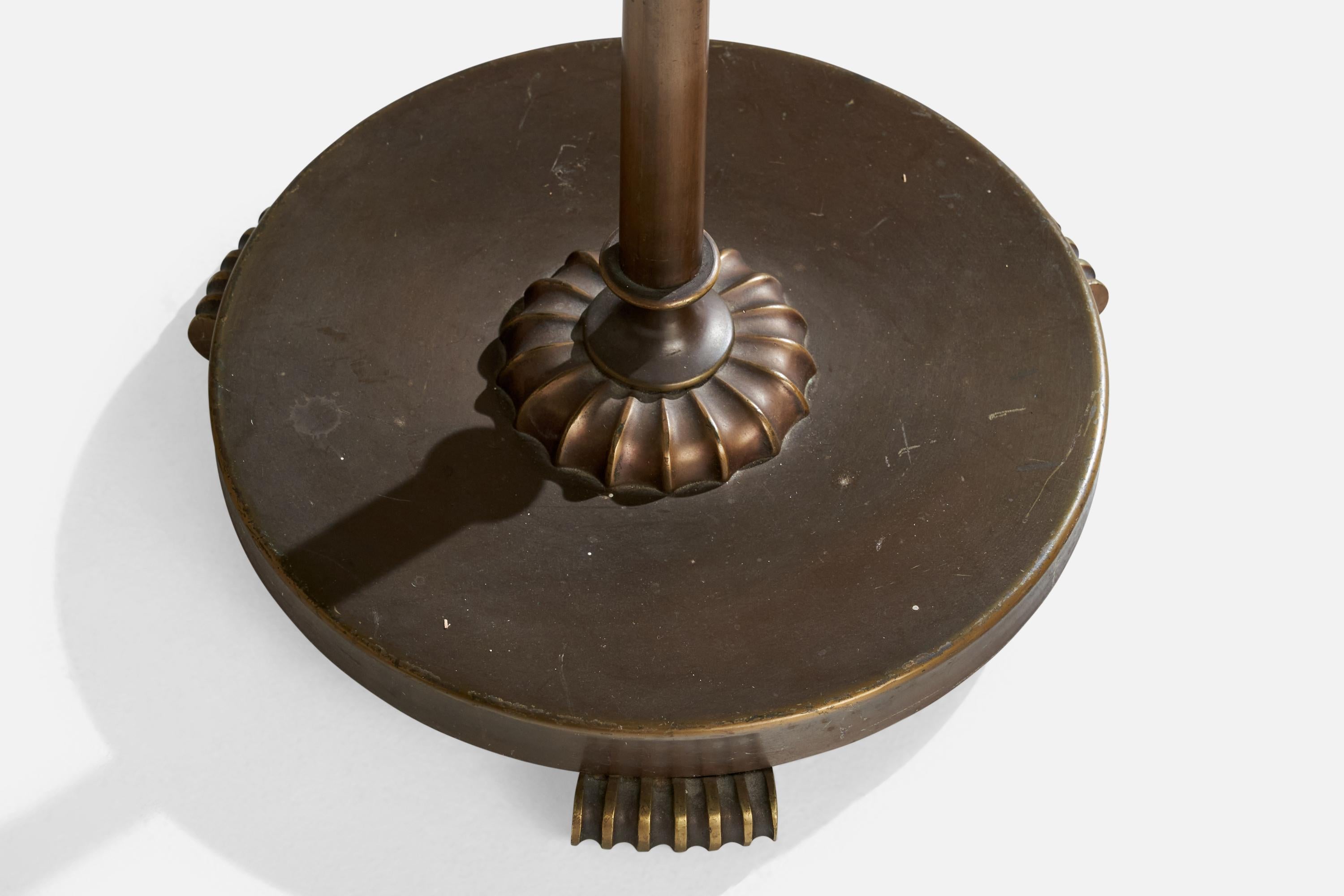 Laiton Einar Bäckström, lampadaire, laiton, Suède, années 1940 en vente
