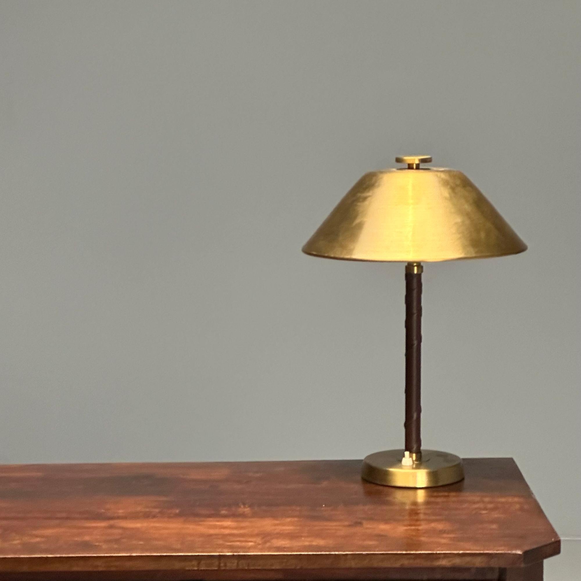 Einar Bäckström, Swedish Mid-Century Modern, Table Lamps, Leather, Brass, 1940s In Good Condition In Stamford, CT