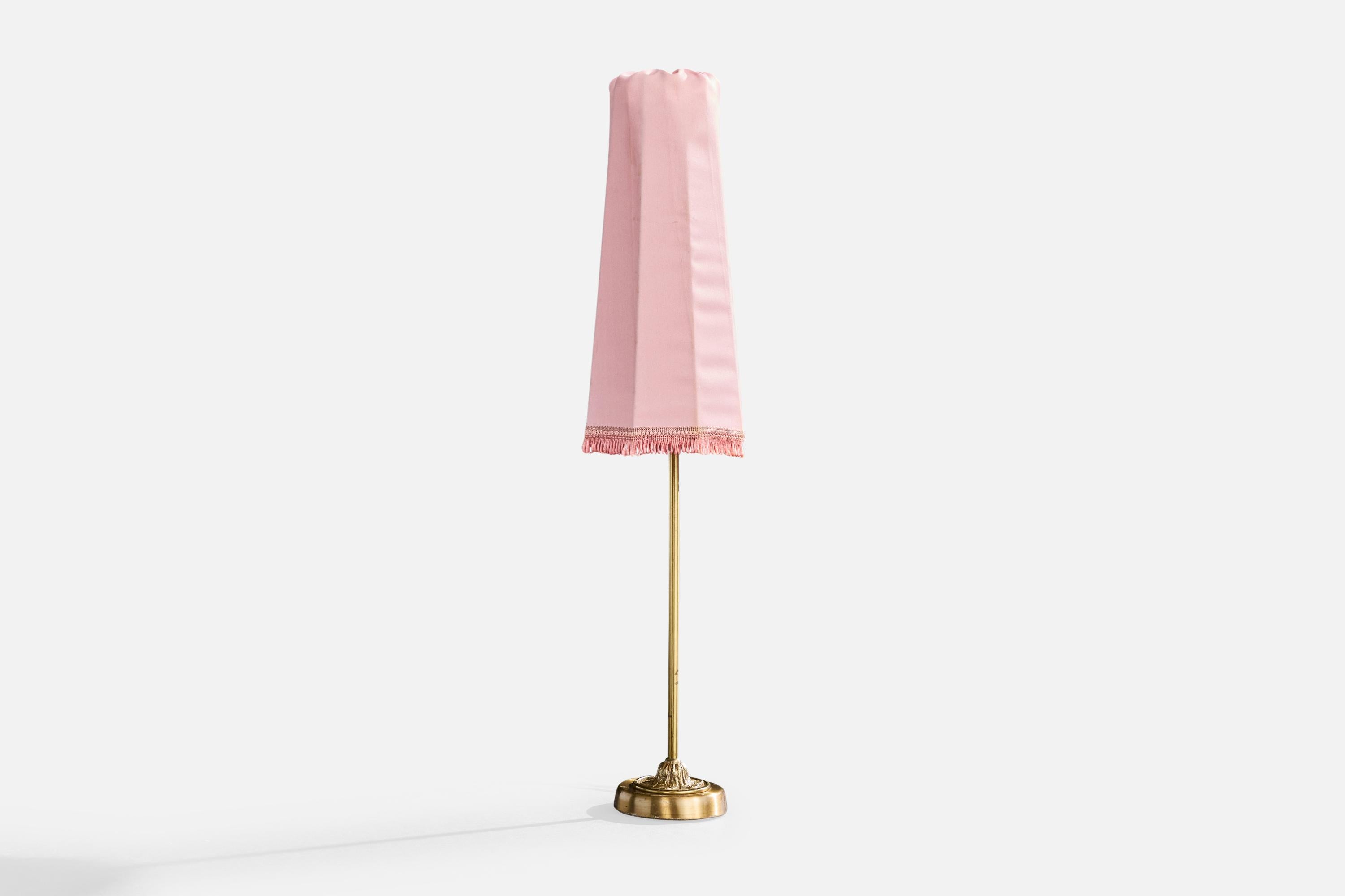 Einar Bäckström, Lámparas de mesa, latón, tela, Suecia, años 40 Sueco en venta