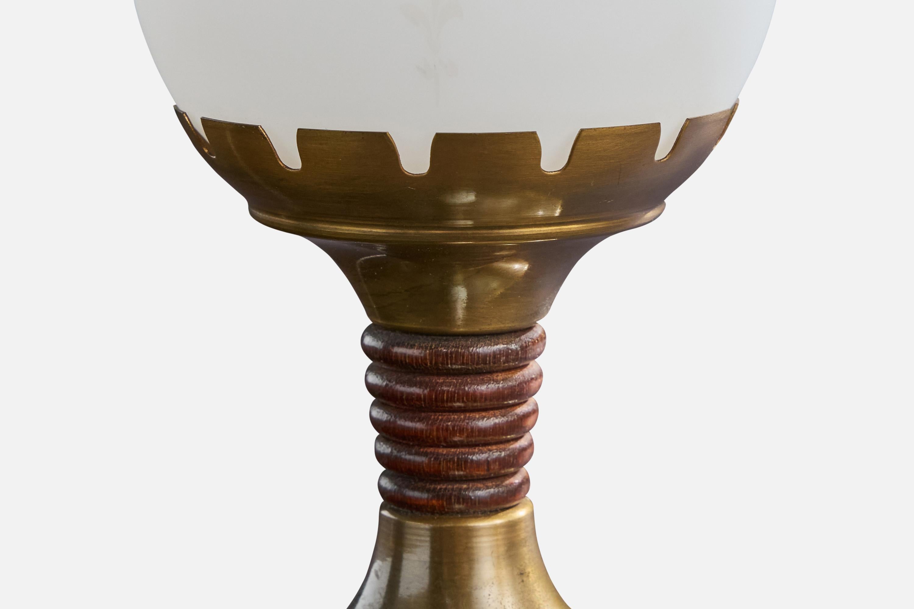 Einar Bäckström, Tischlampen, Messing, Glas, Holz, Schweden, 1950er Jahre im Angebot 3