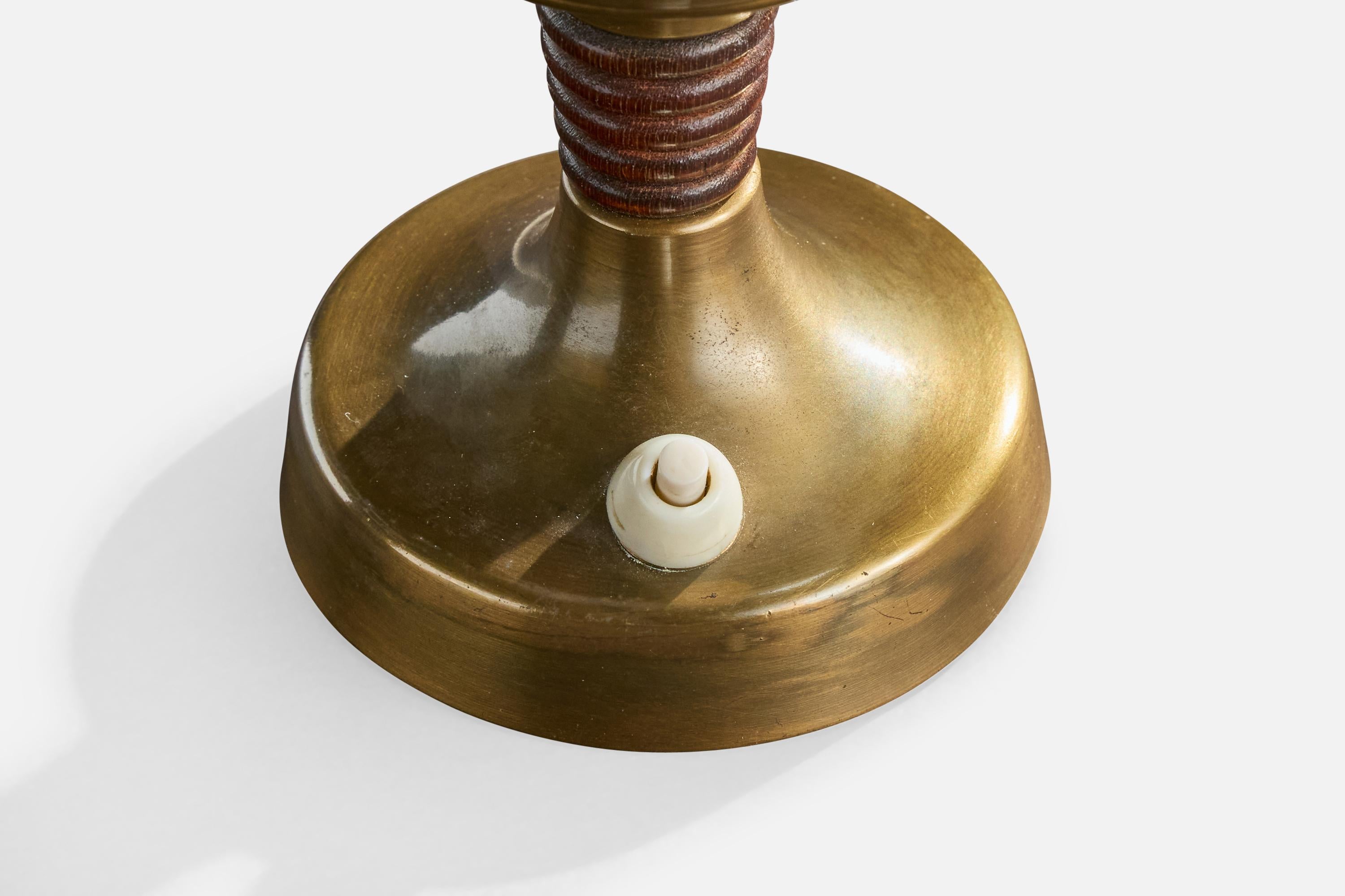 Einar Bäckström, Tischlampen, Messing, Glas, Holz, Schweden, 1950er Jahre im Angebot 4