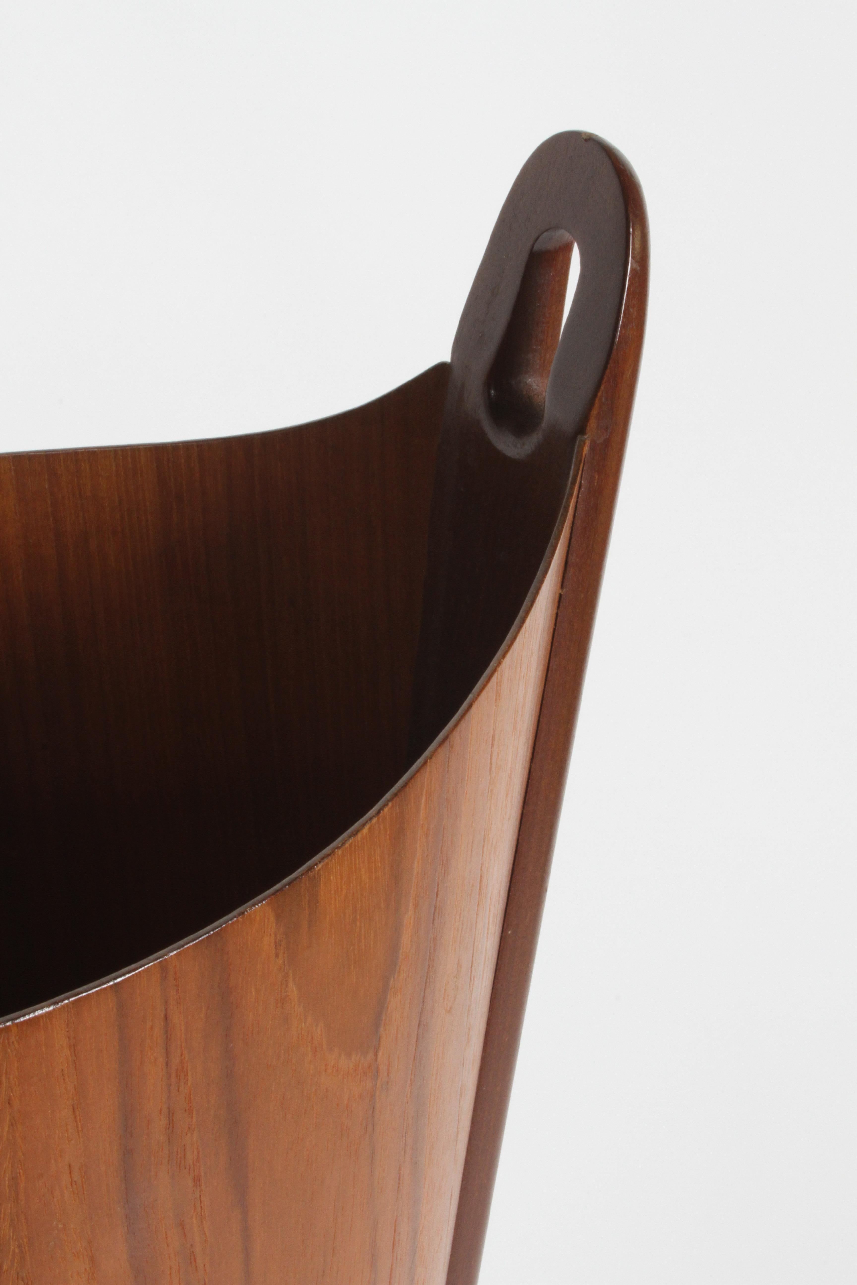 Einar Barnes for P.S. Heggen Norway Teak with Rosewood Wastebasket, 1960s In Good Condition In St. Louis, MO