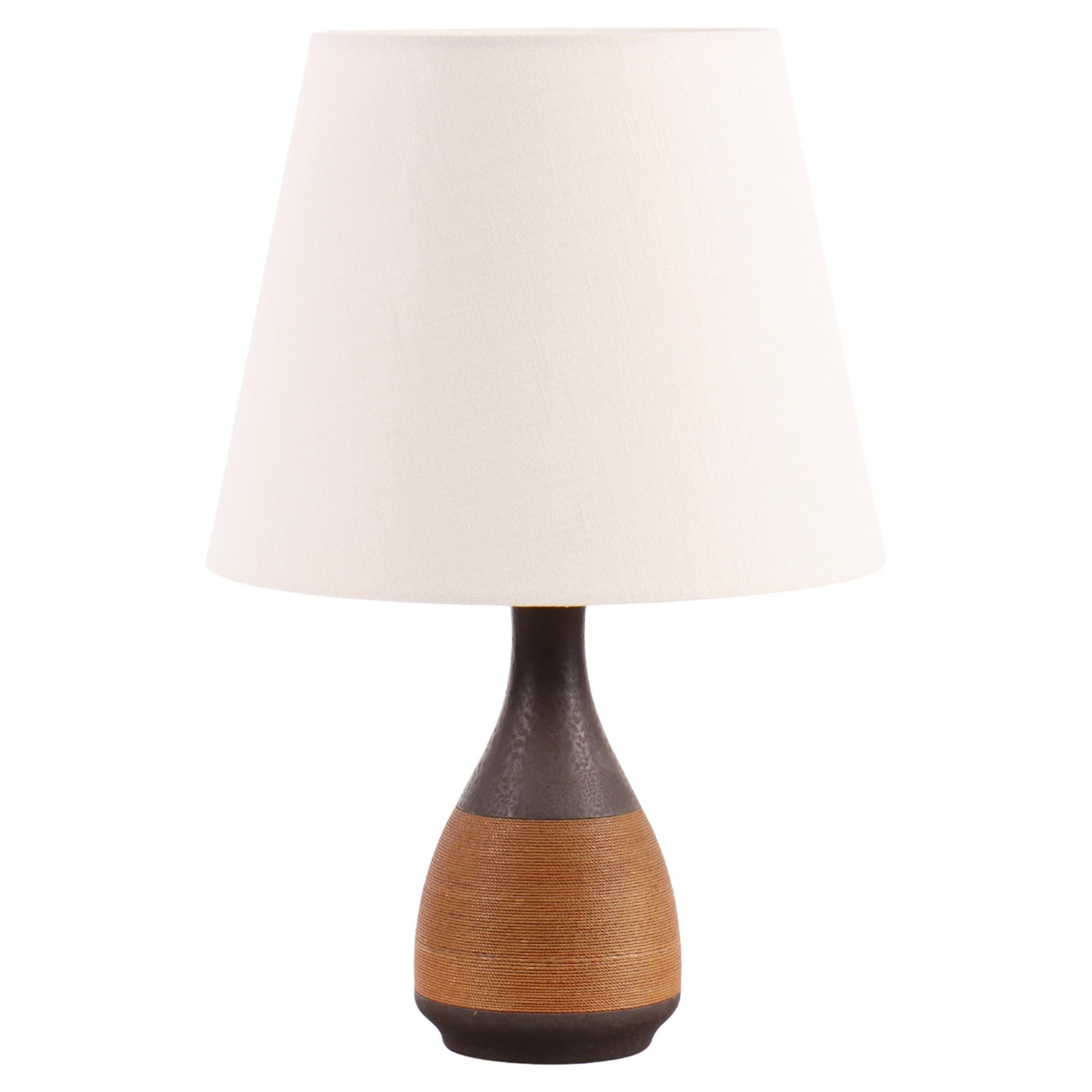 Lampe de table Einar Johansen en céramique et corde, Danemark, années 1960 en vente