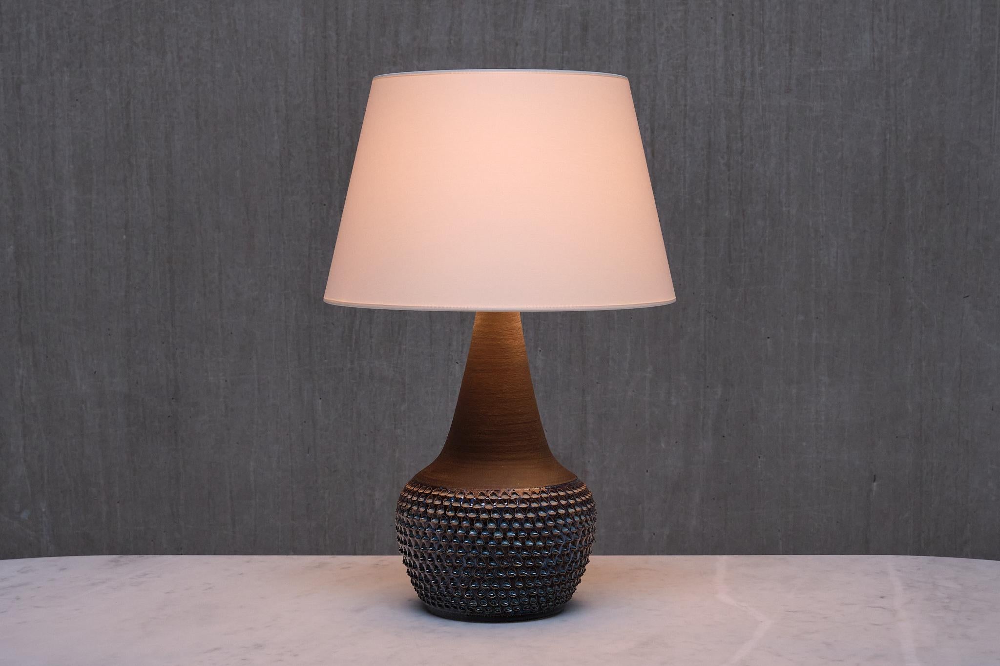 Milieu du XXe siècle Lampe de table en céramique Einar Johansen, modèle 3048, Søholm Stentøj, Danemark, années 1960 en vente