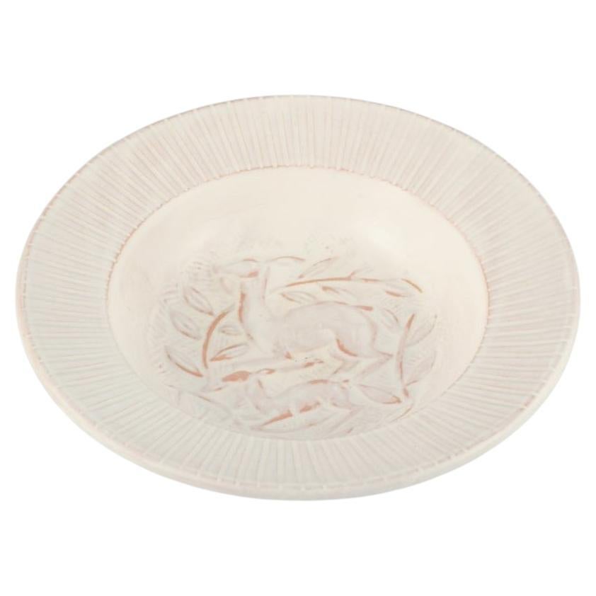 Einar Johansen, Danish ceramist. Ceramic bowl with a motif of leaping deer For Sale
