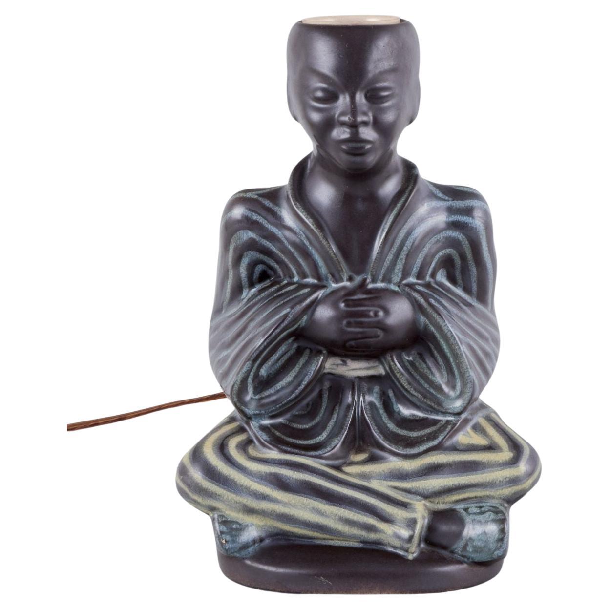 Einar Johansen for Søholm. Ceramic table lamp in the shape of Asian figure. For Sale