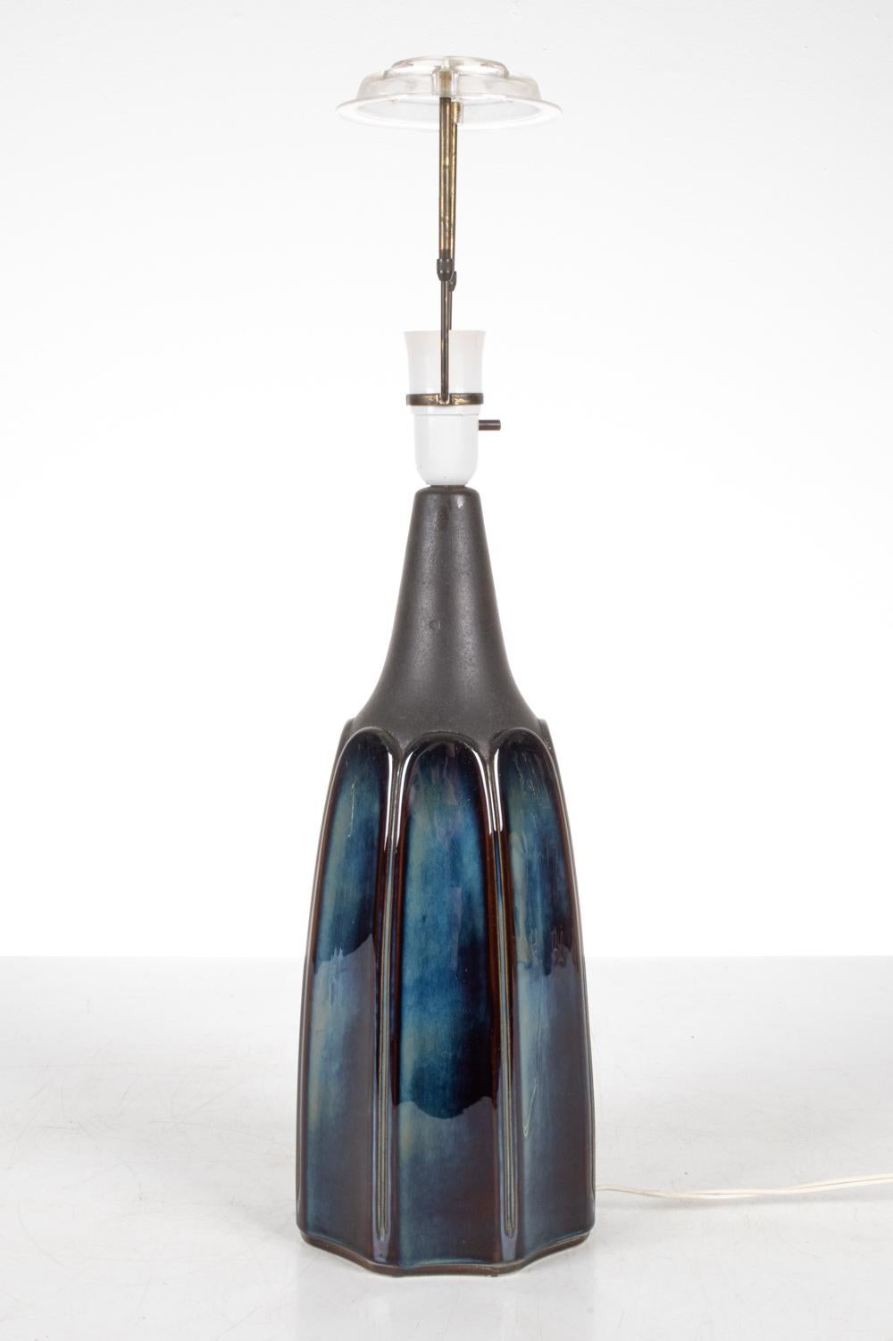 Einar Johansen für Soholm Skulpturale blaue Keramik-Tischlampe im Zustand „Gut“ im Angebot in Norwalk, CT