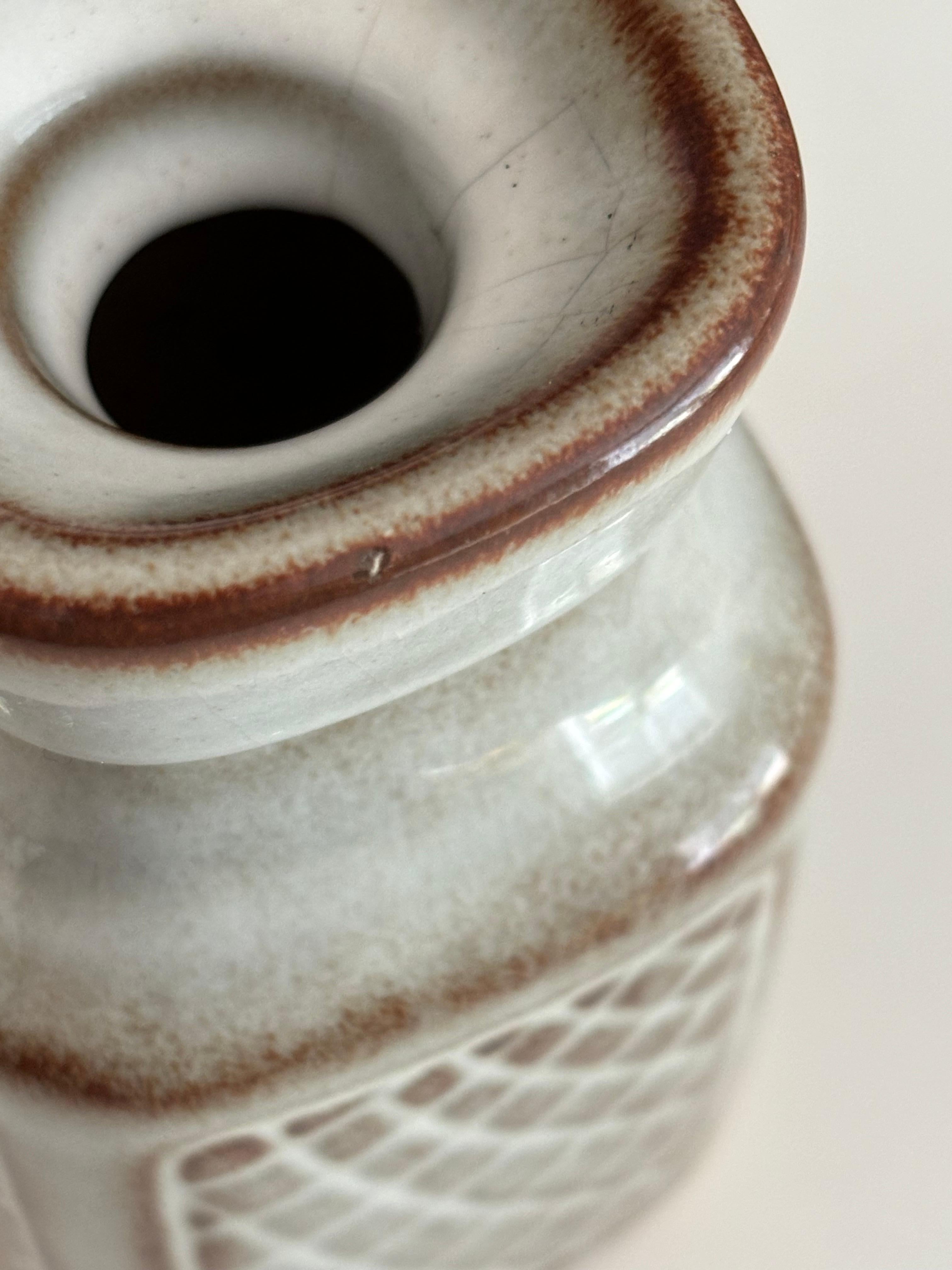 Vaso grafico in ceramica grigia di Einar Johansen per Søholm, anni '60 in vendita 1