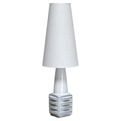 Einar Johansen Lampe de table en céramique émaillée bleu brumeux, Søholm, Danemark, années 1960