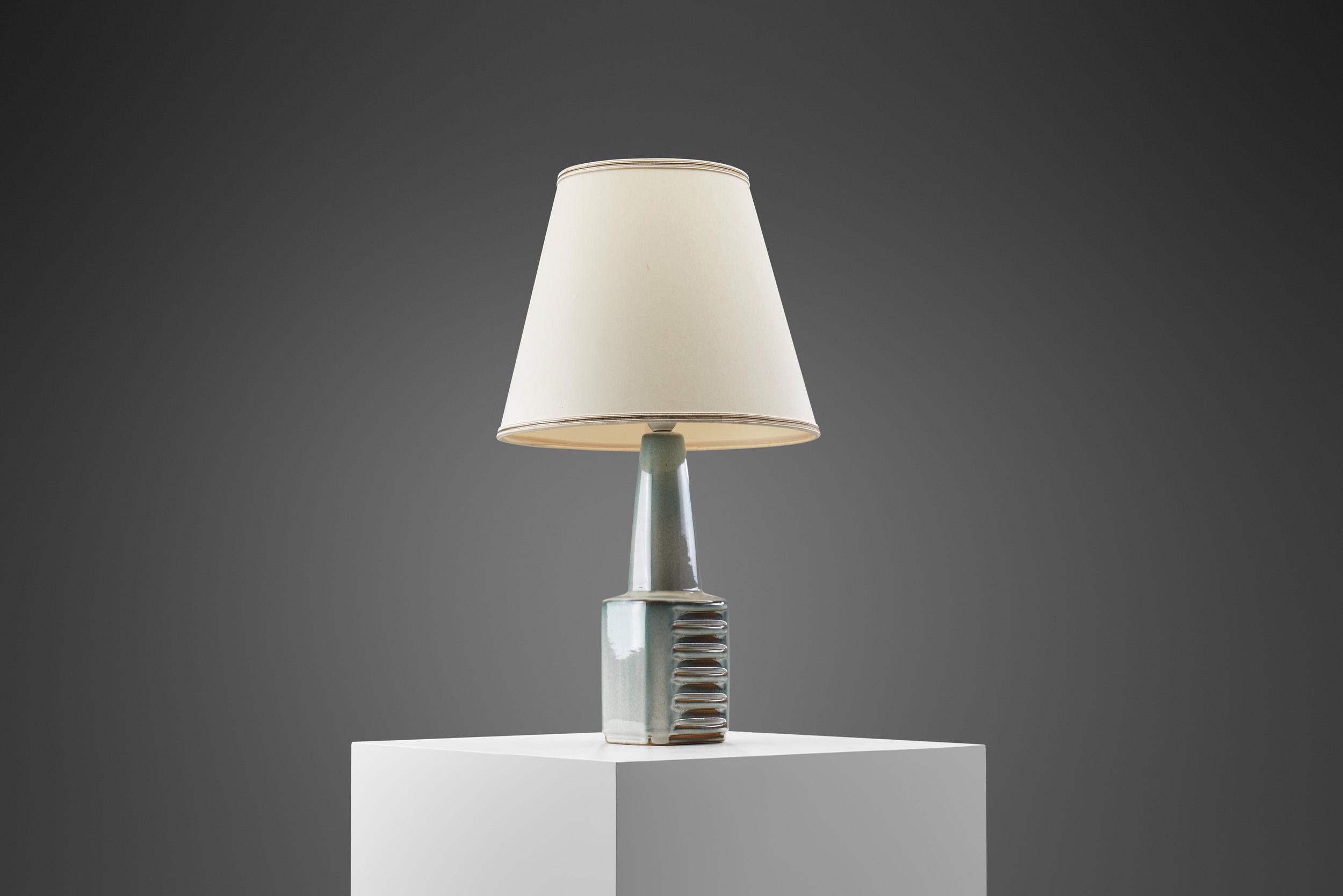 Scandinavian Modern Einar Johansen Stoneware Table Lamp for Søholm Stentøj Bornholm, Denmark 1960s For Sale