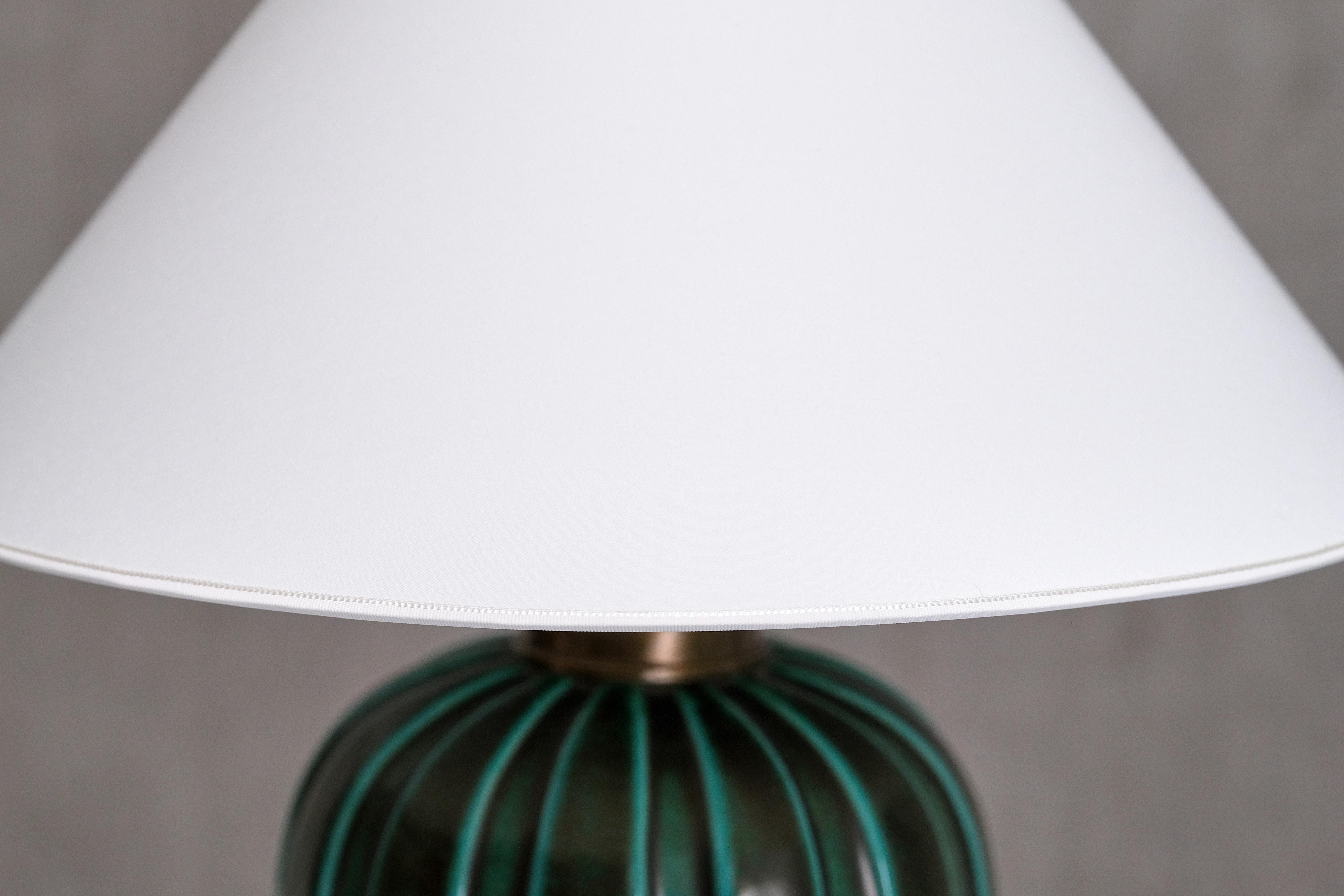 Lampe de table Einar Luterkort en céramique émaillée verte, Upsala Ekeby, Suède, années 1930 en vente 1