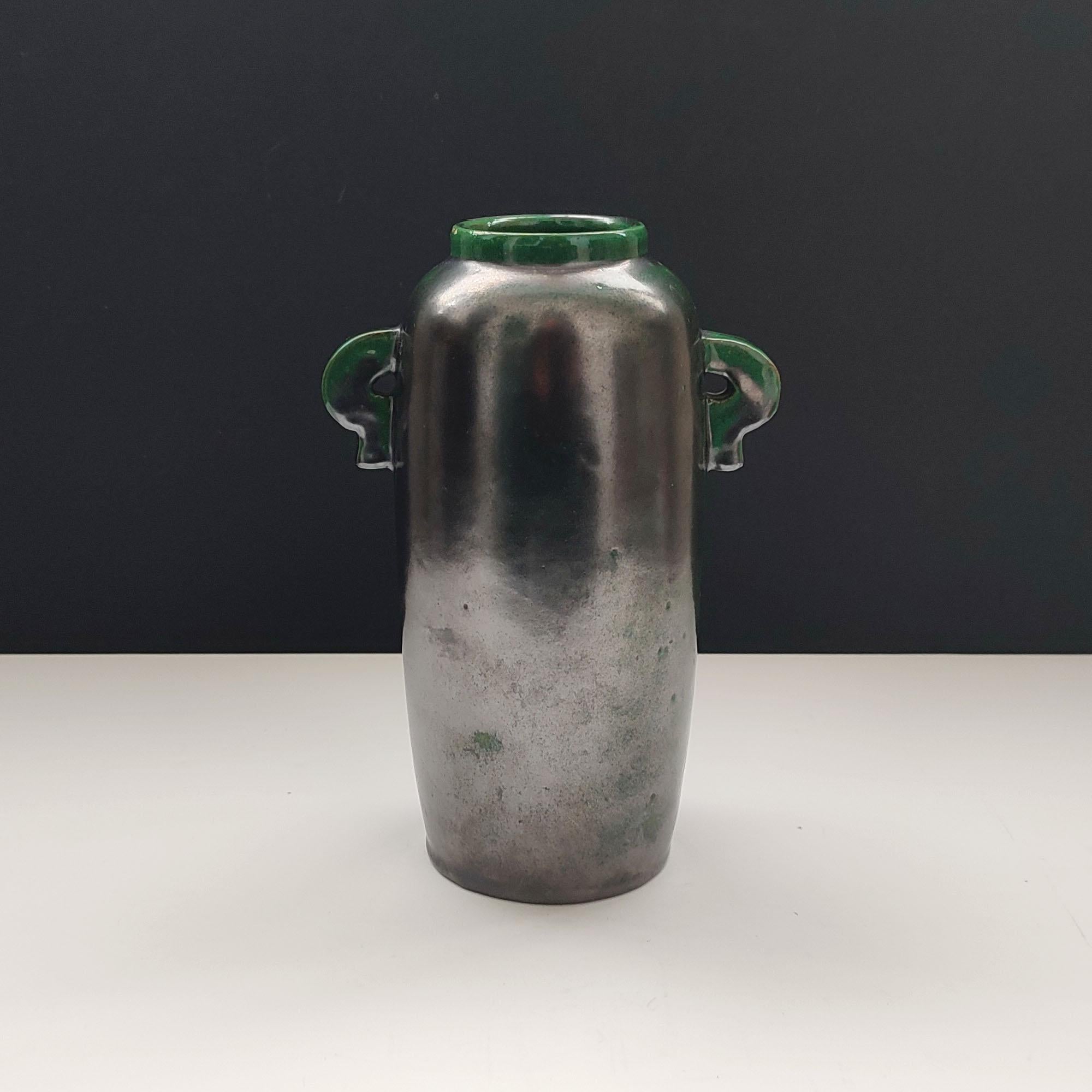 Einar Luterkort, Vase, Black and Green Glazed Earthenware Vase, Sweden, 1930s In Good Condition For Sale In Bochum, NRW