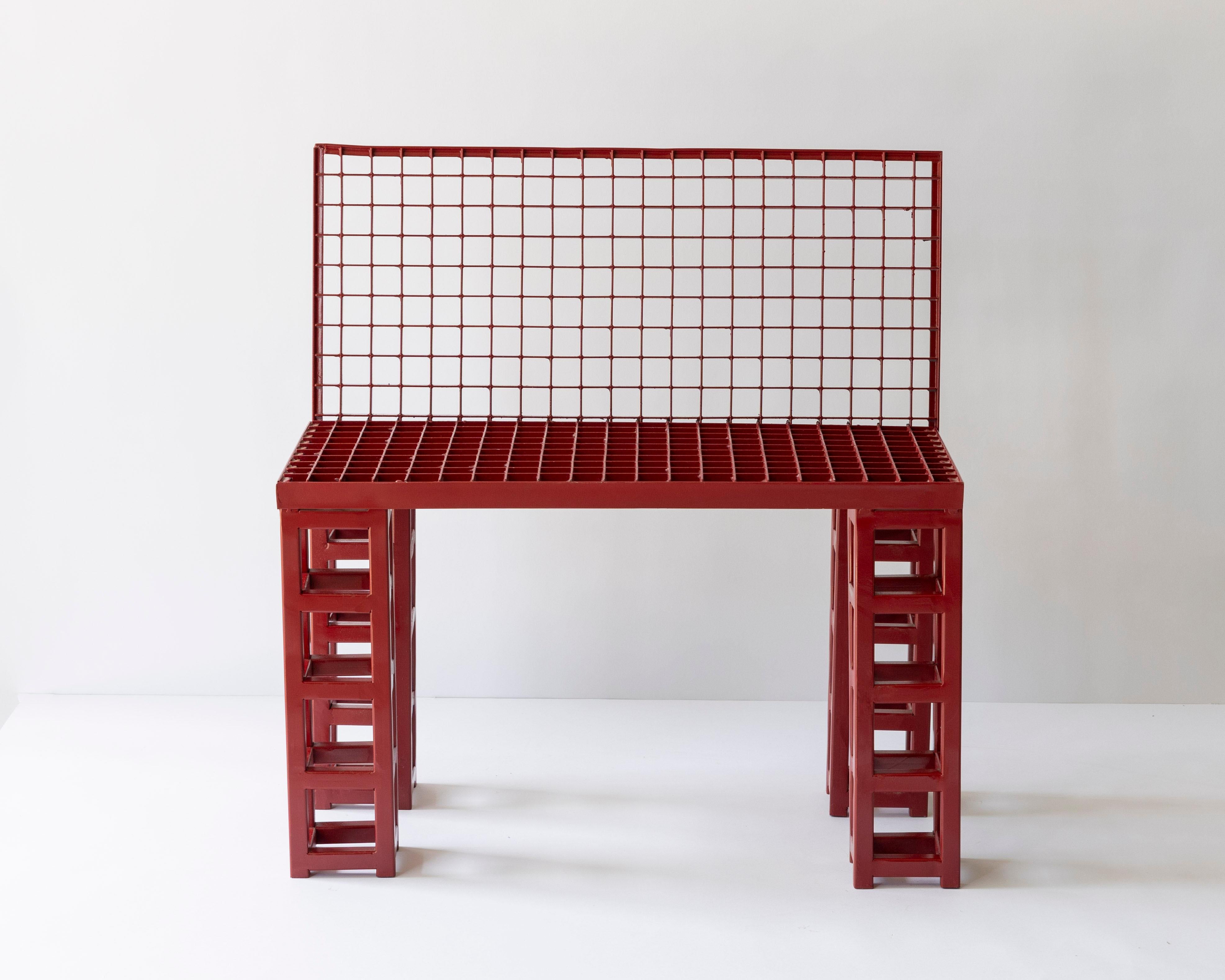 Eindhoven Project, EP01 Bank von Lauren Goodman (Postmoderne) im Angebot