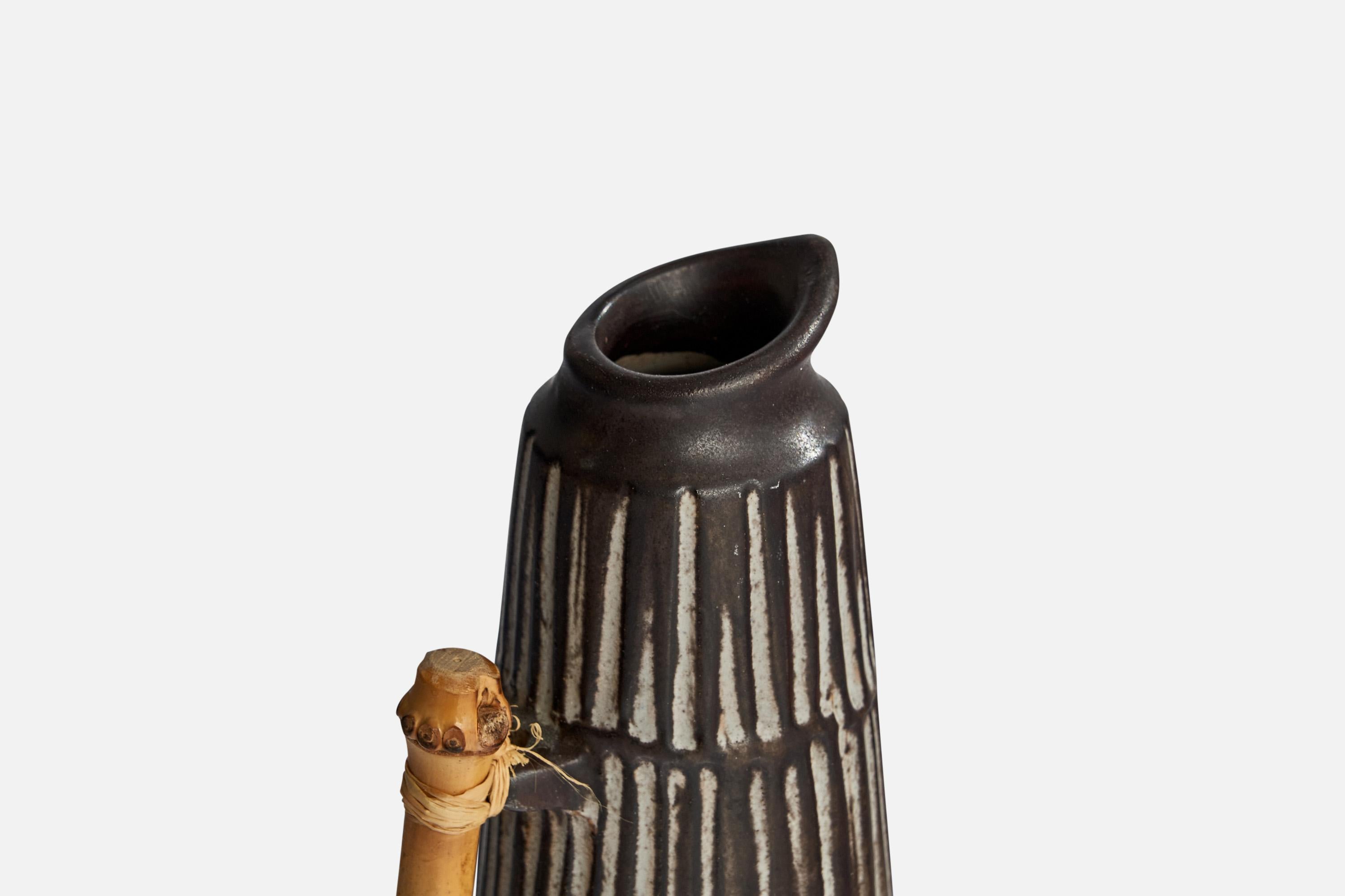 Einer Hellerøe, Krug, Bambus, Keramik, Dänemark, ca. 1960er Jahre (Mitte des 20. Jahrhunderts) im Angebot