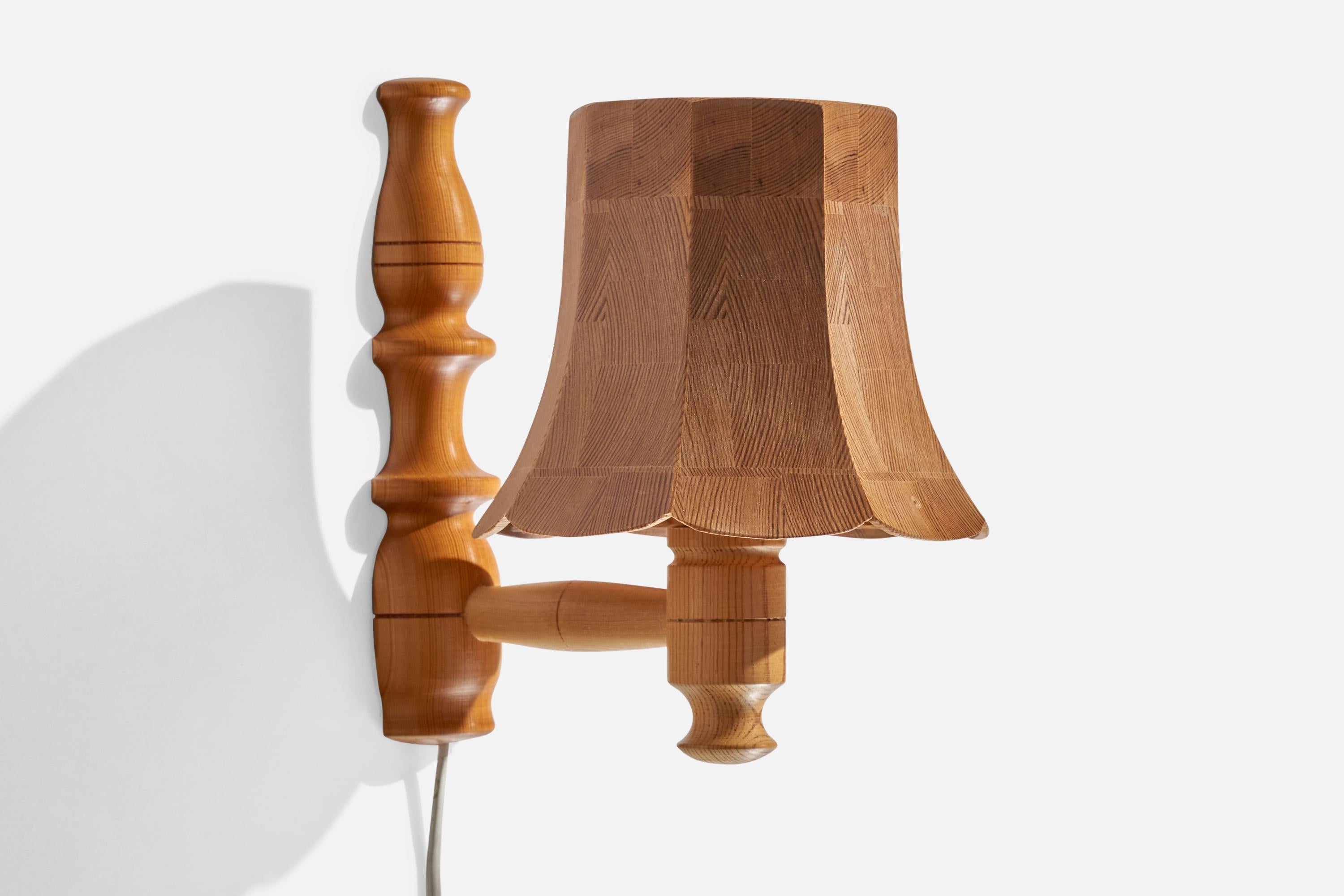 Eino Lundholm, Lights, Pin, Suède, 1970 Bon état - En vente à High Point, NC