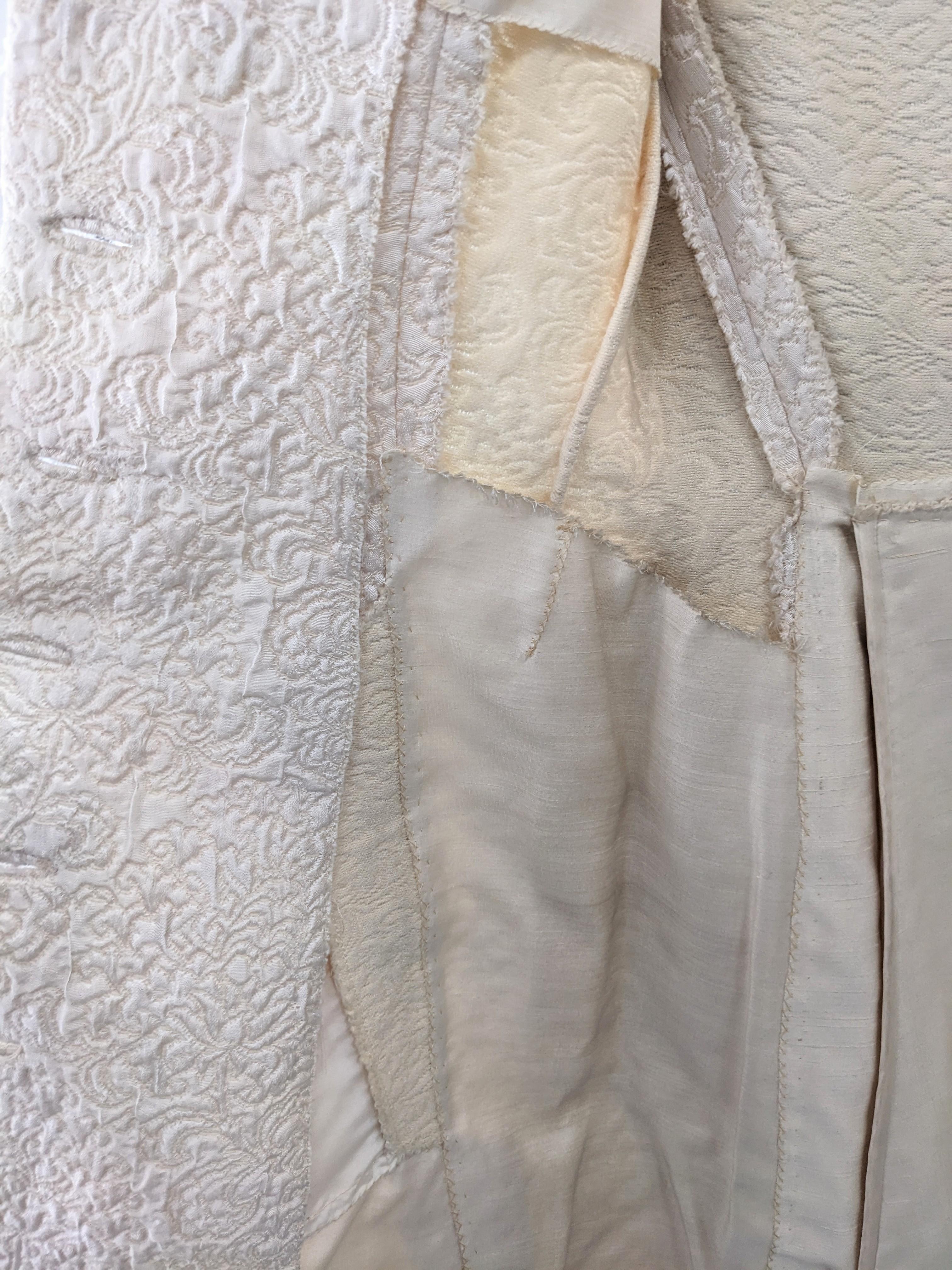 Robe cloche en soie ivoire Eisa, Balenciaga en vente 9